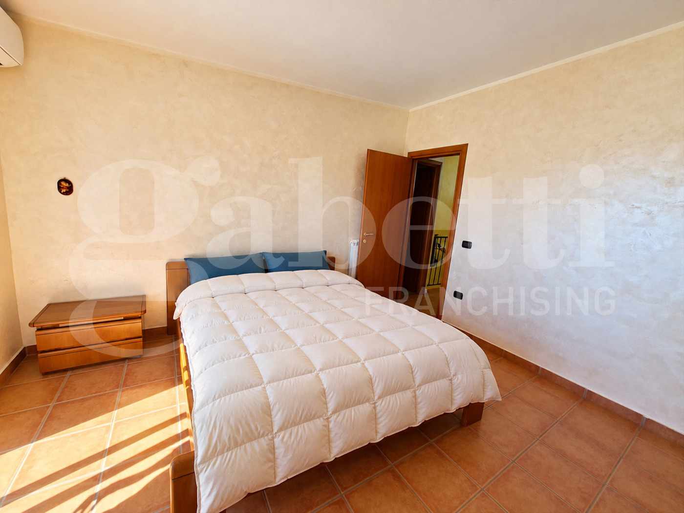 Villa con giardino a Teano