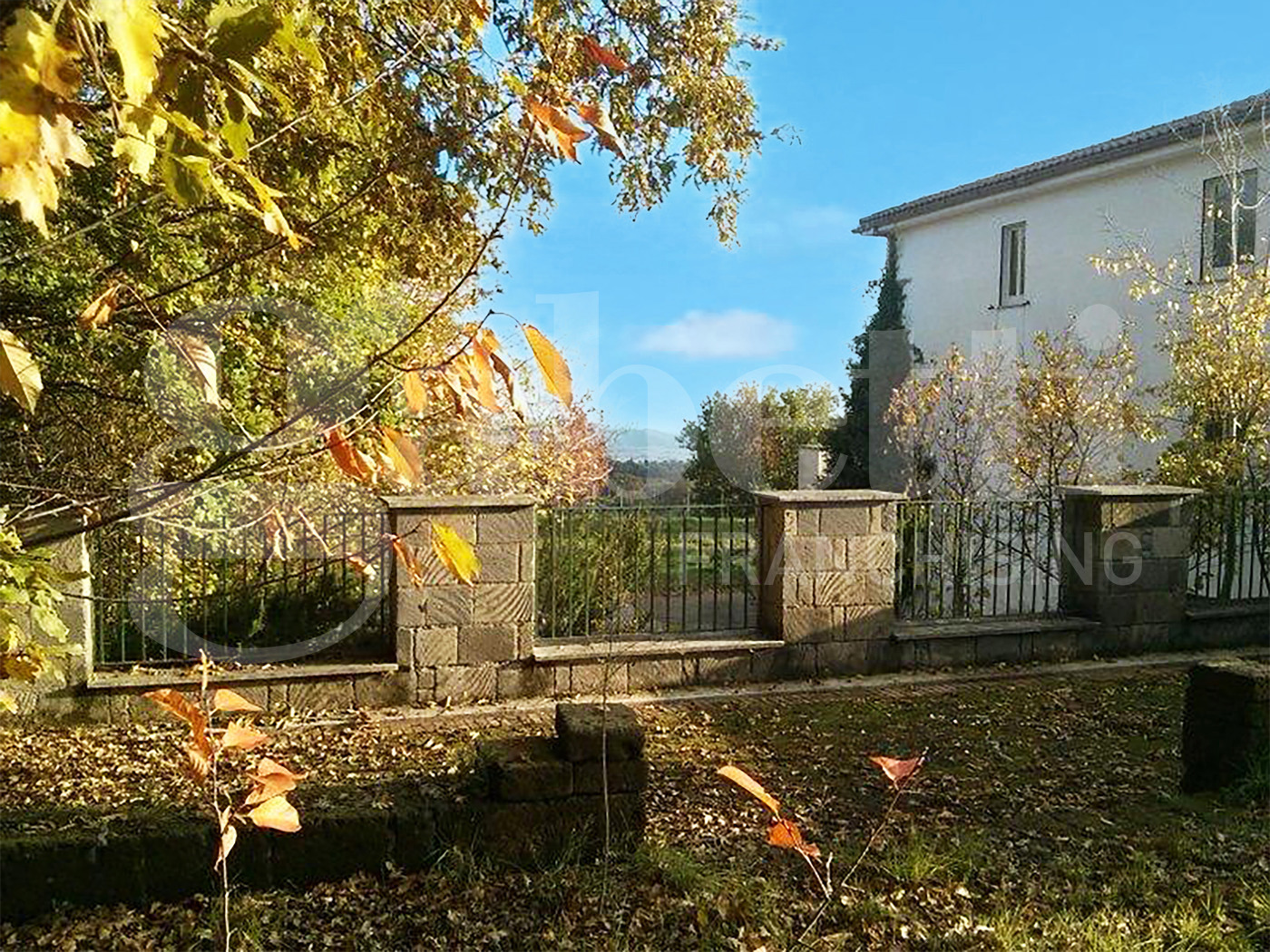 Casa indipendente con giardino a Teano