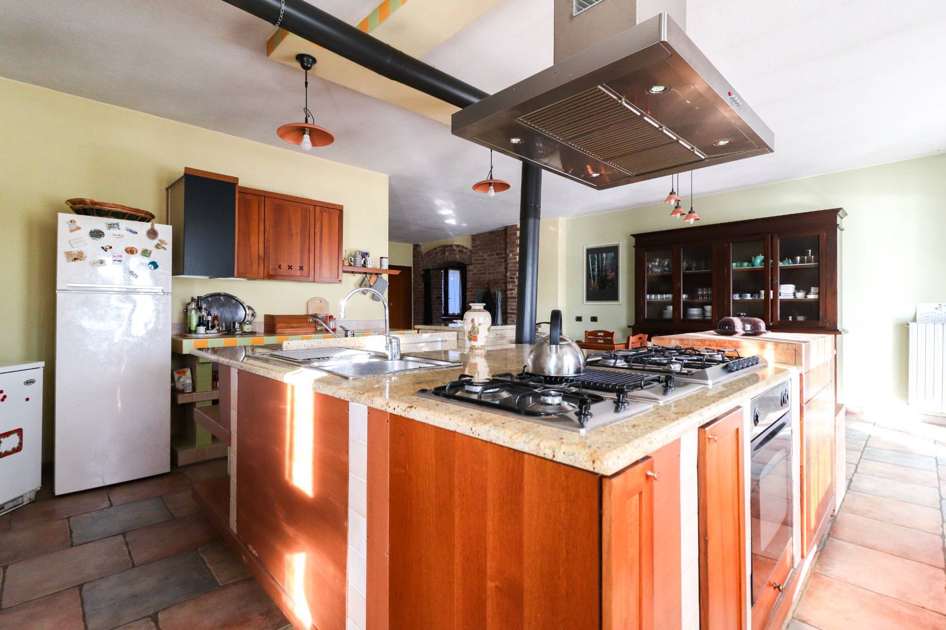 Villa in vendita a Santo Stefano Roero, San Lorenzo