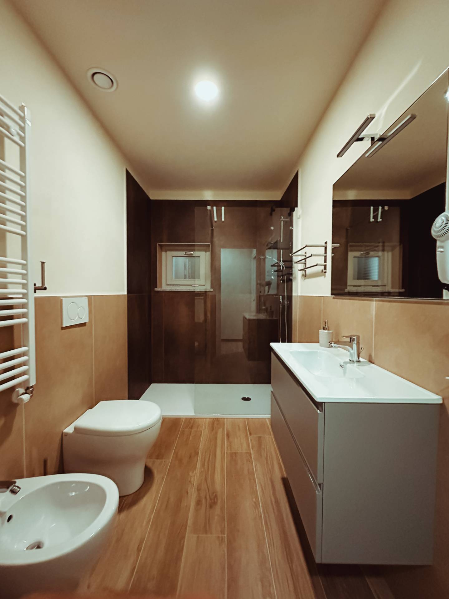 Stabile / Palazzo in vendita a Monforte d'Alba