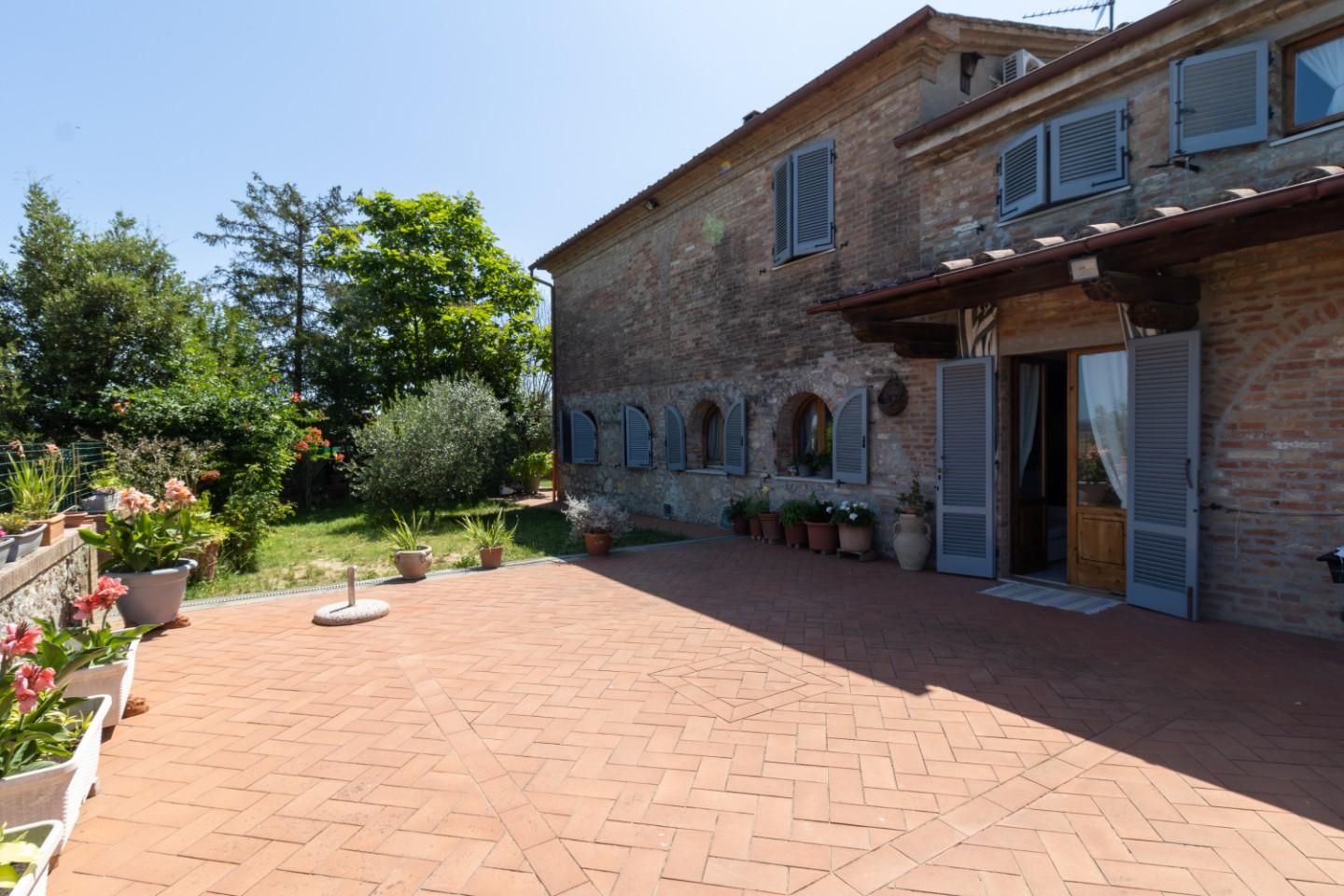 Casa indipendente con giardino a Monteroni d'Arbia