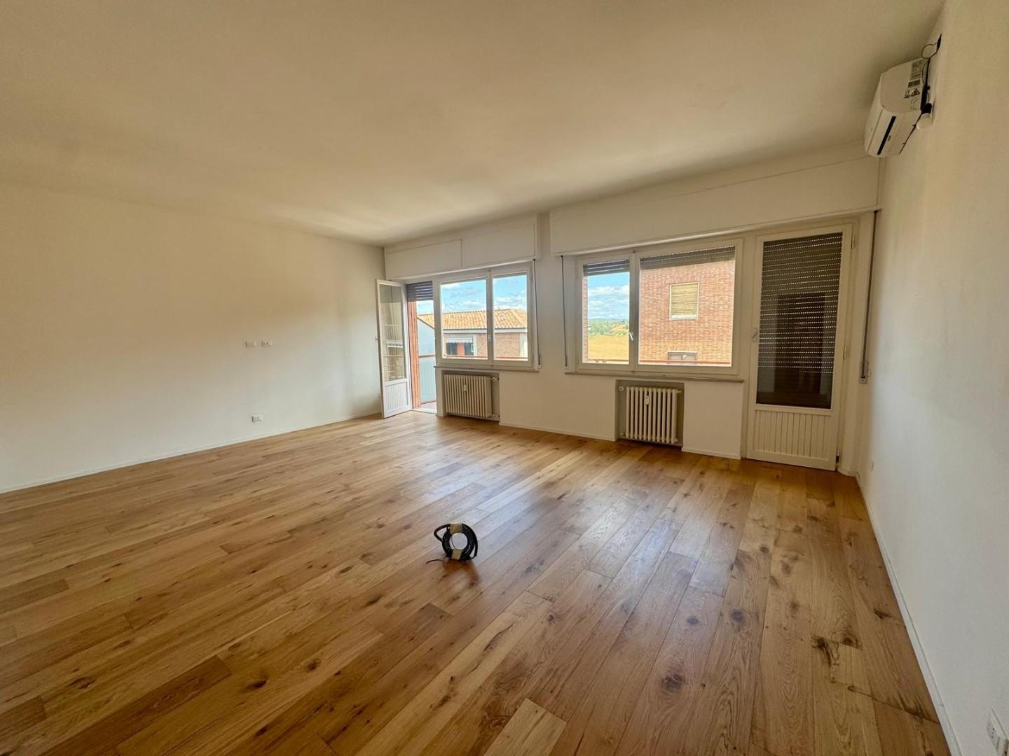 Appartamento con terrazzi, Siena antiporto