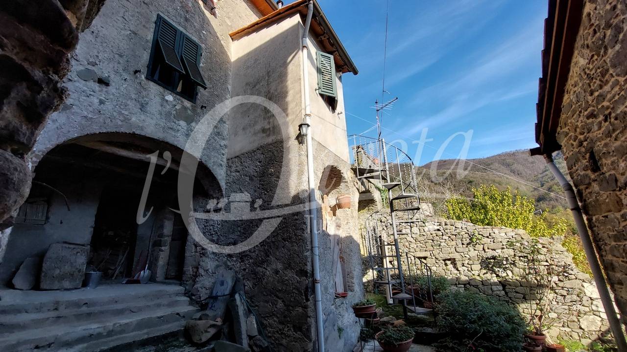 Rustico in vendita a Pescaglia