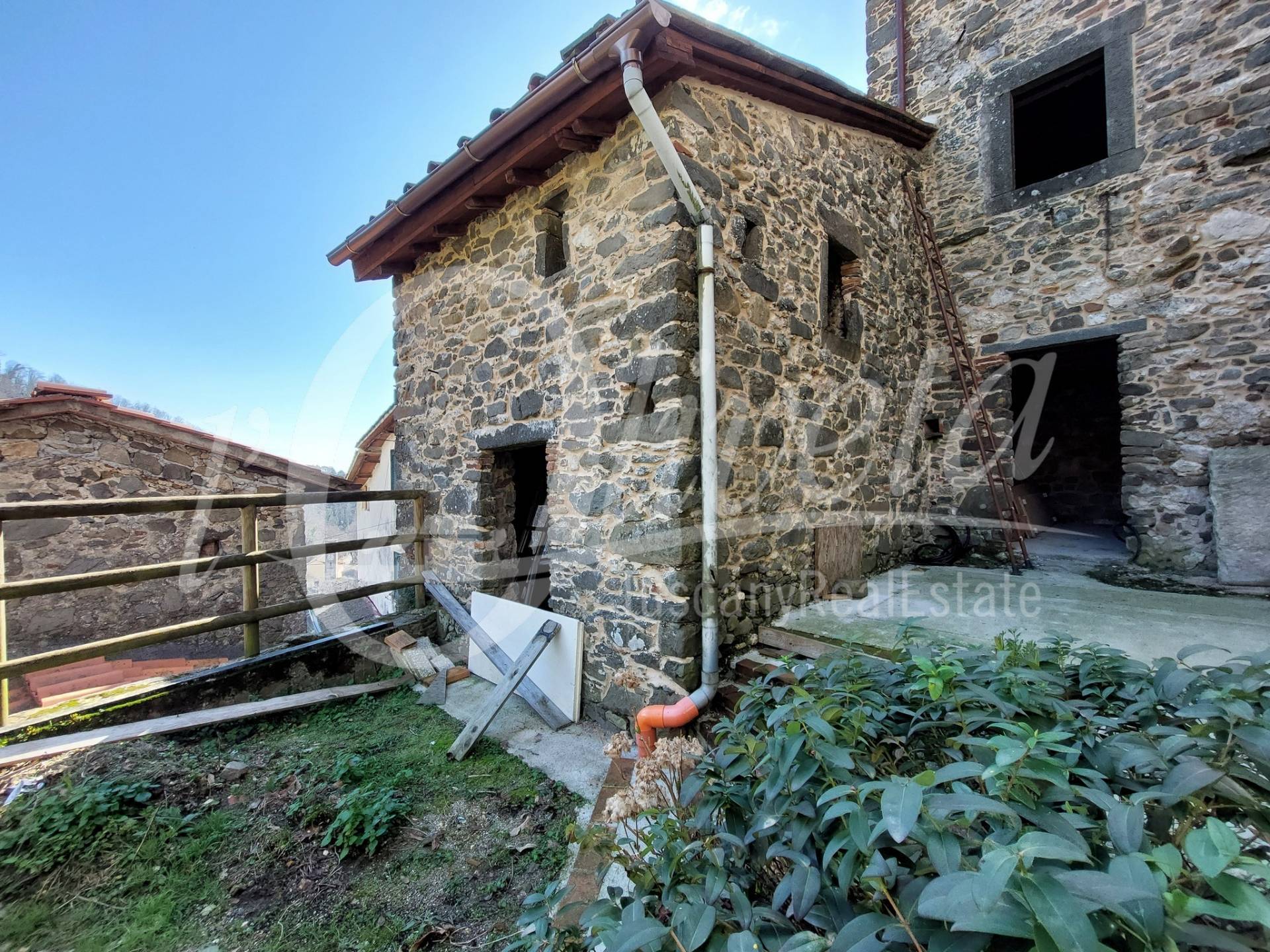 Rustico in vendita a Pescaglia