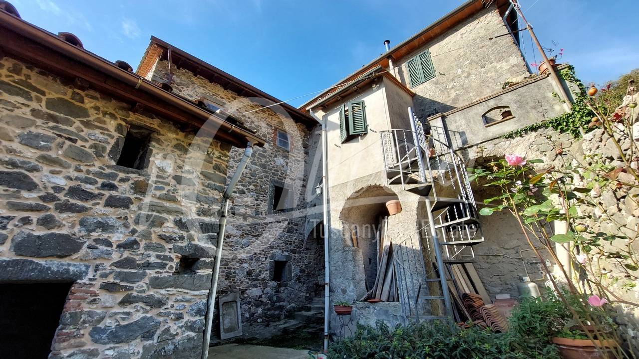 Rustico in vendita a Pescaglia