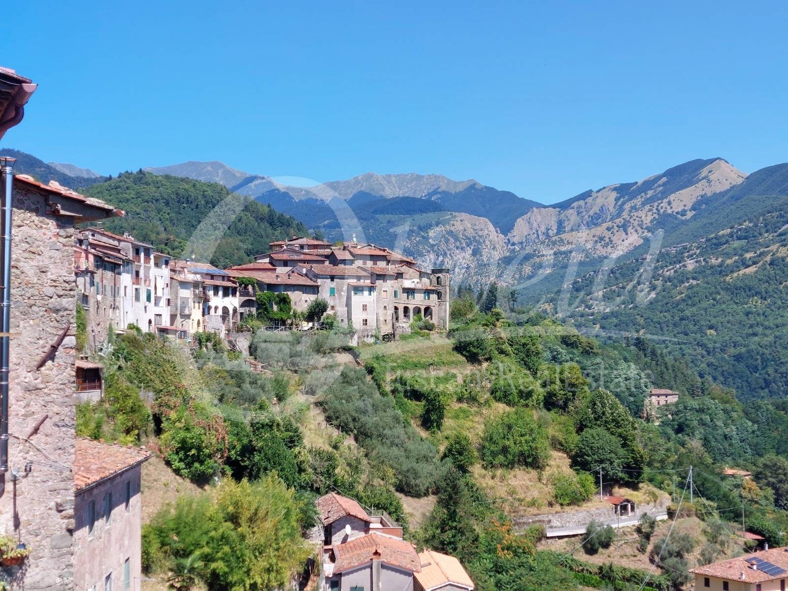 Casa semindipendente in vendita a Coreglia Antelminelli, Tereglio