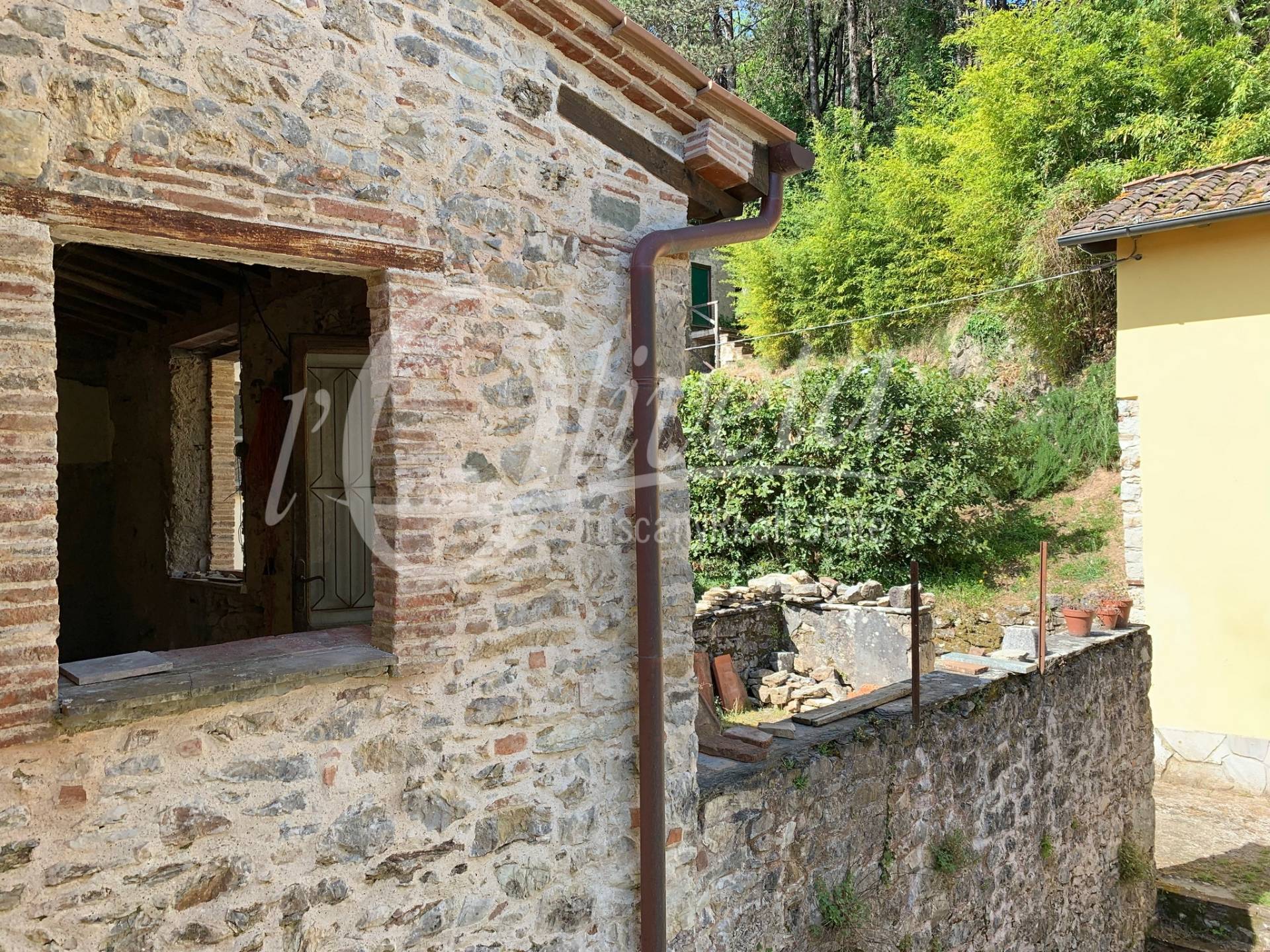 Casa semindipendente in vendita a Camaiore, colline di Camaiore
