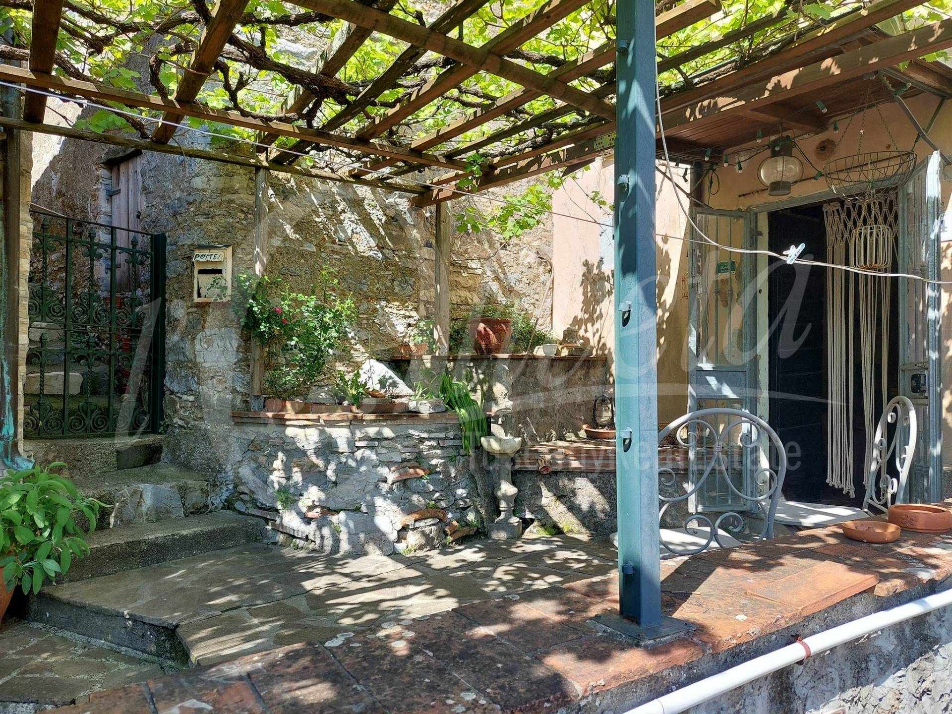 Terratetto in vendita a Pescaglia, Focchia