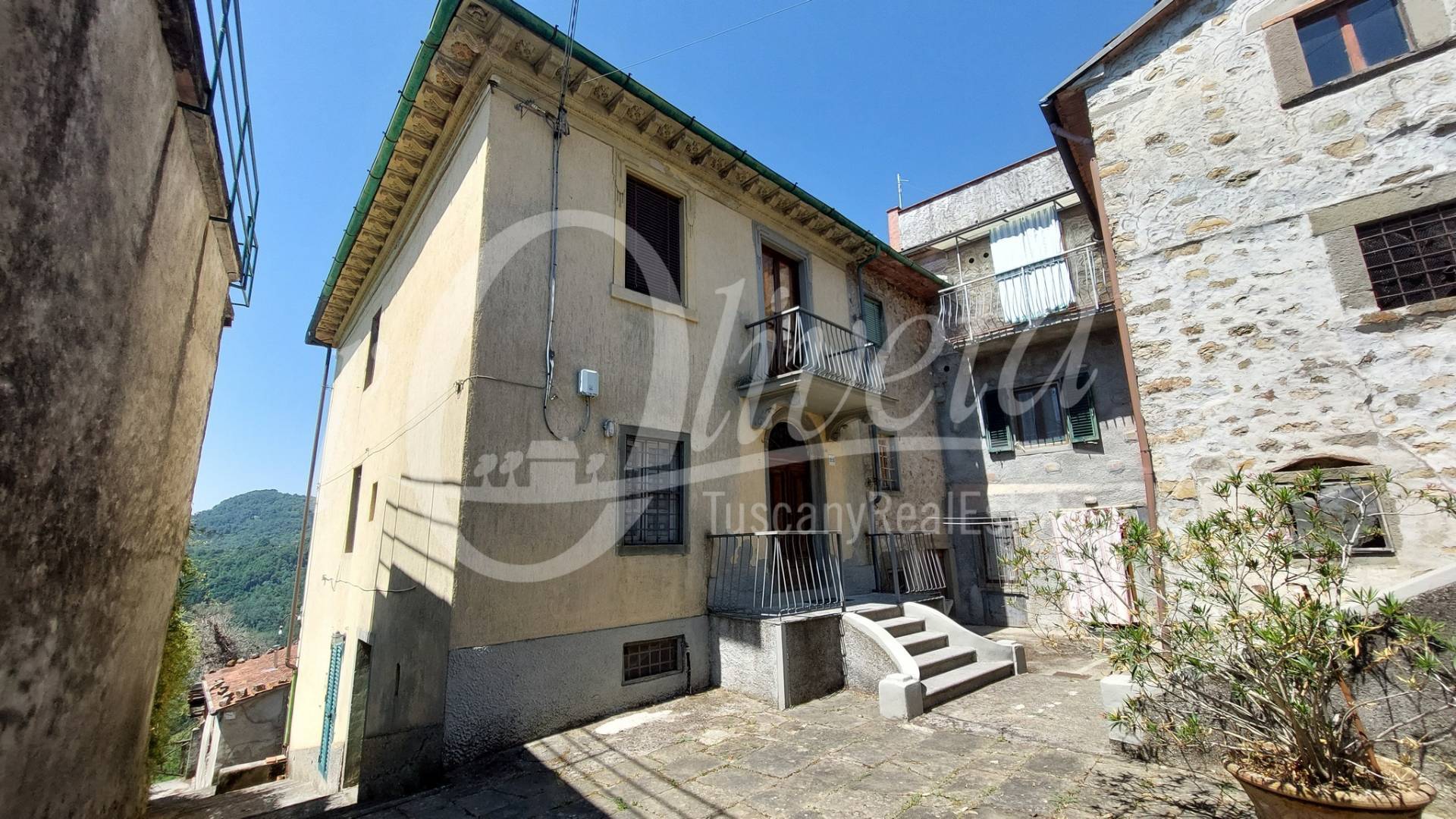 Casa semindipendente in vendita a Bagni di Lucca, San Cassiano di Cotroni