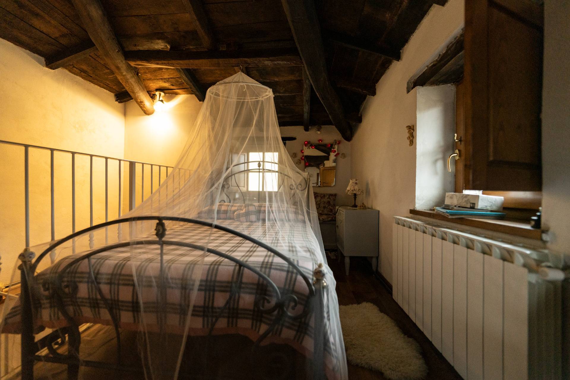 Casa di paese in vendita a Fabbriche di Vergemoli
