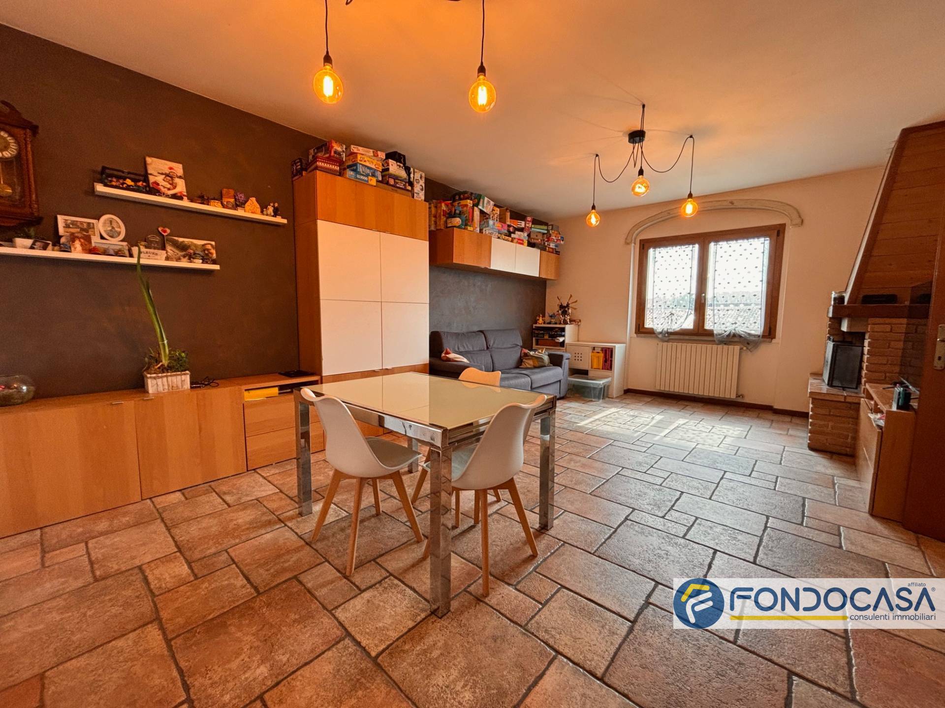 Appartamento in vendita a Cologne