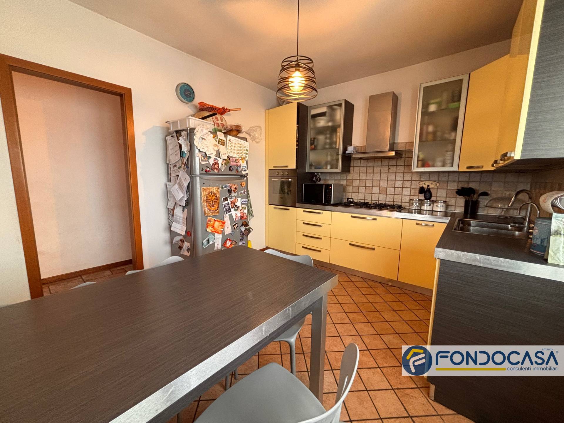 Appartamento in vendita a Cologne