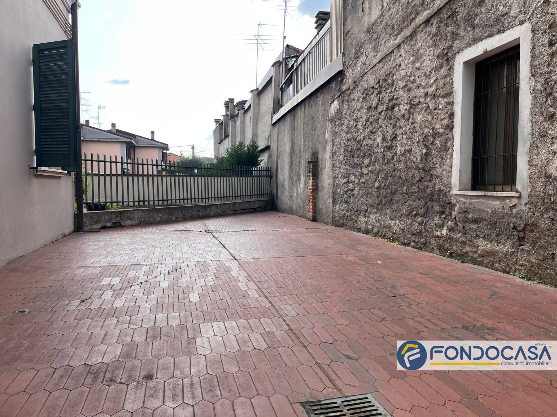 Locale commerciale in vendita a Ospitaletto