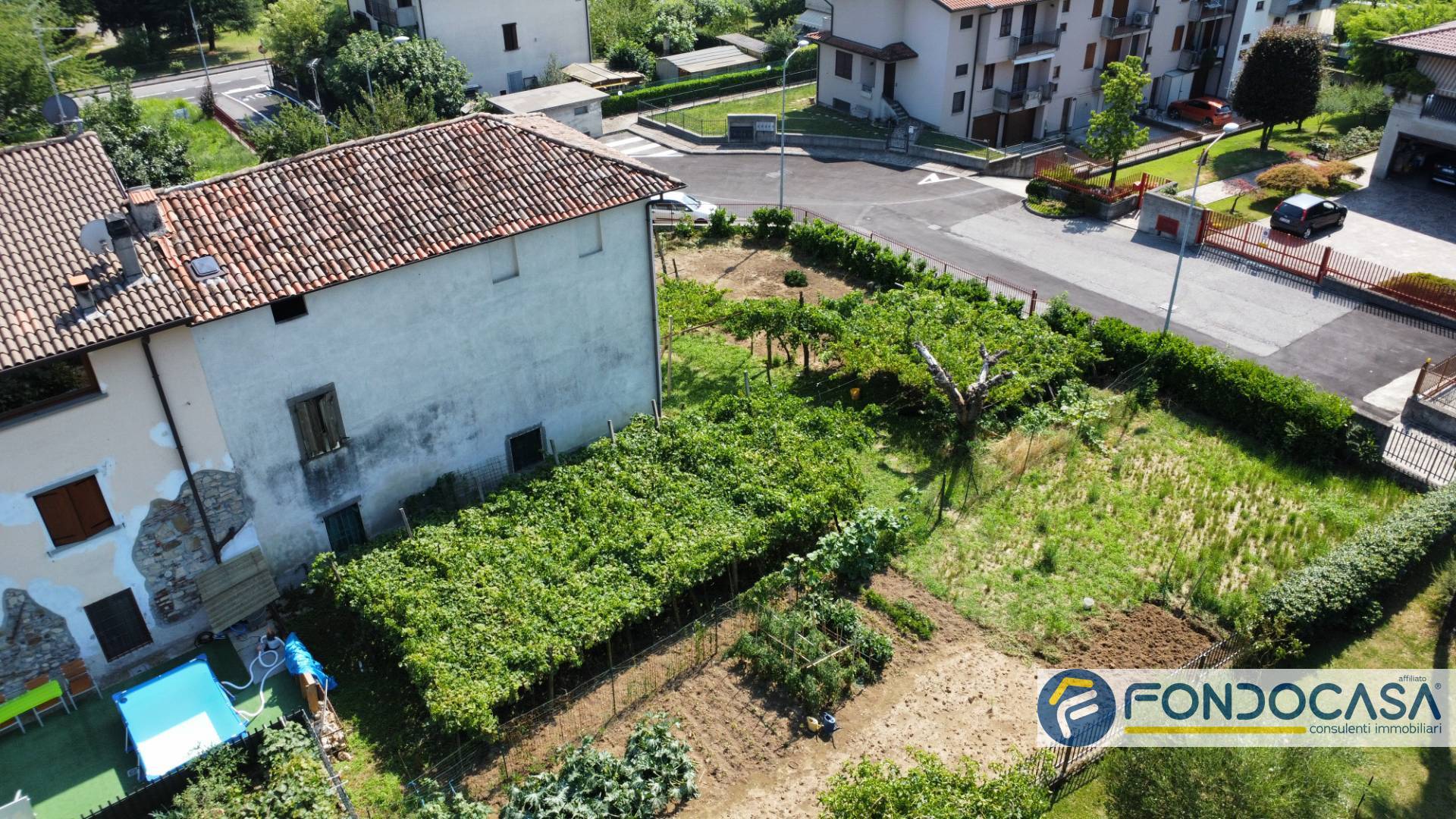 Casale di campagna in vendita a Grumello del Monte