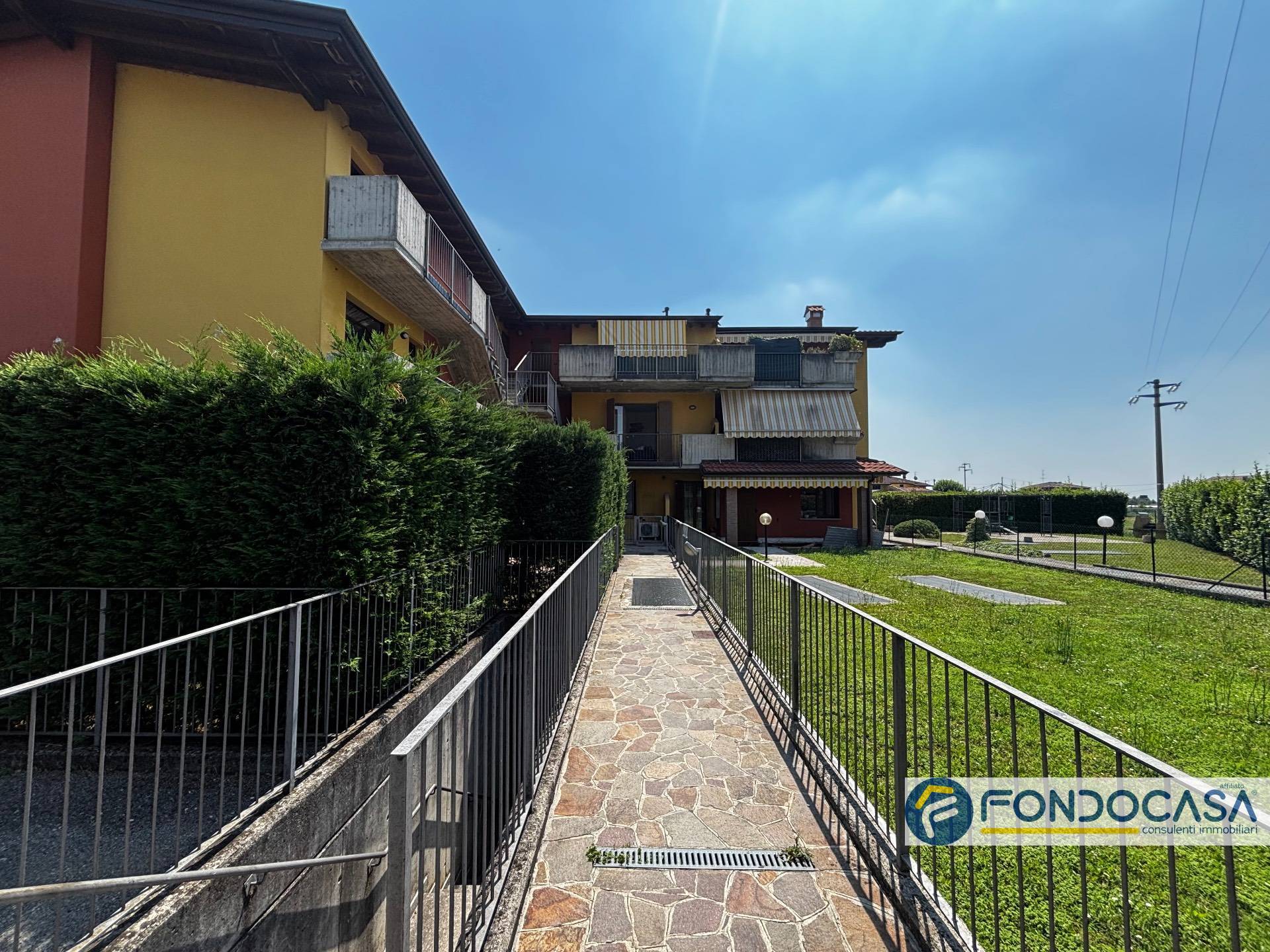 Appartamento in vendita a Carobbio degli Angeli