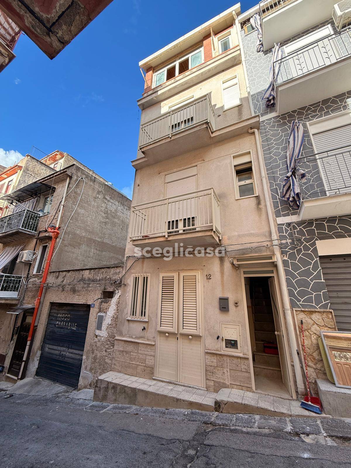 Stabile/Palazzo in affitto a Carini, Villagrazia di Carini
