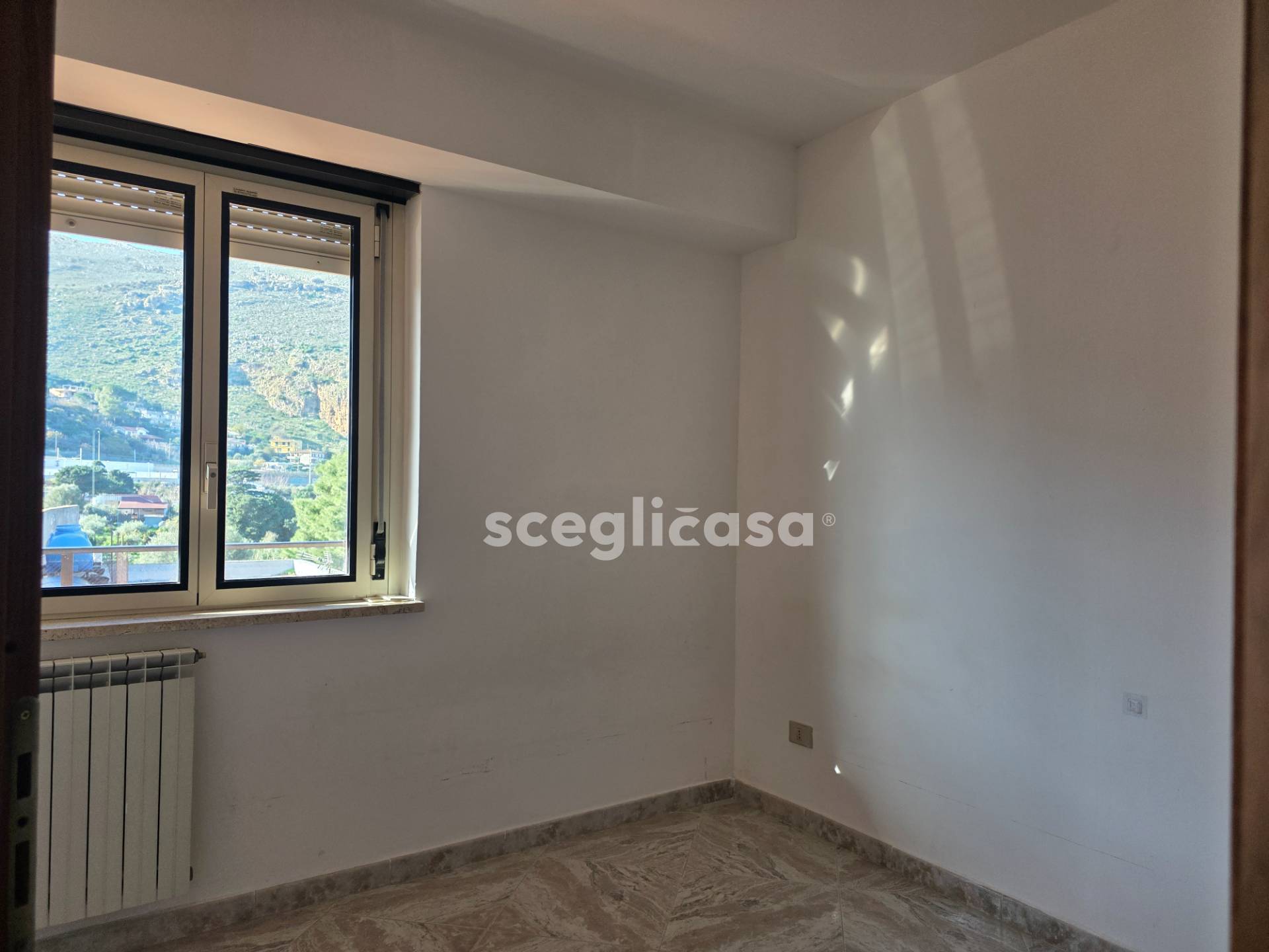 Attico in affitto a Palermo, Sferracavallo