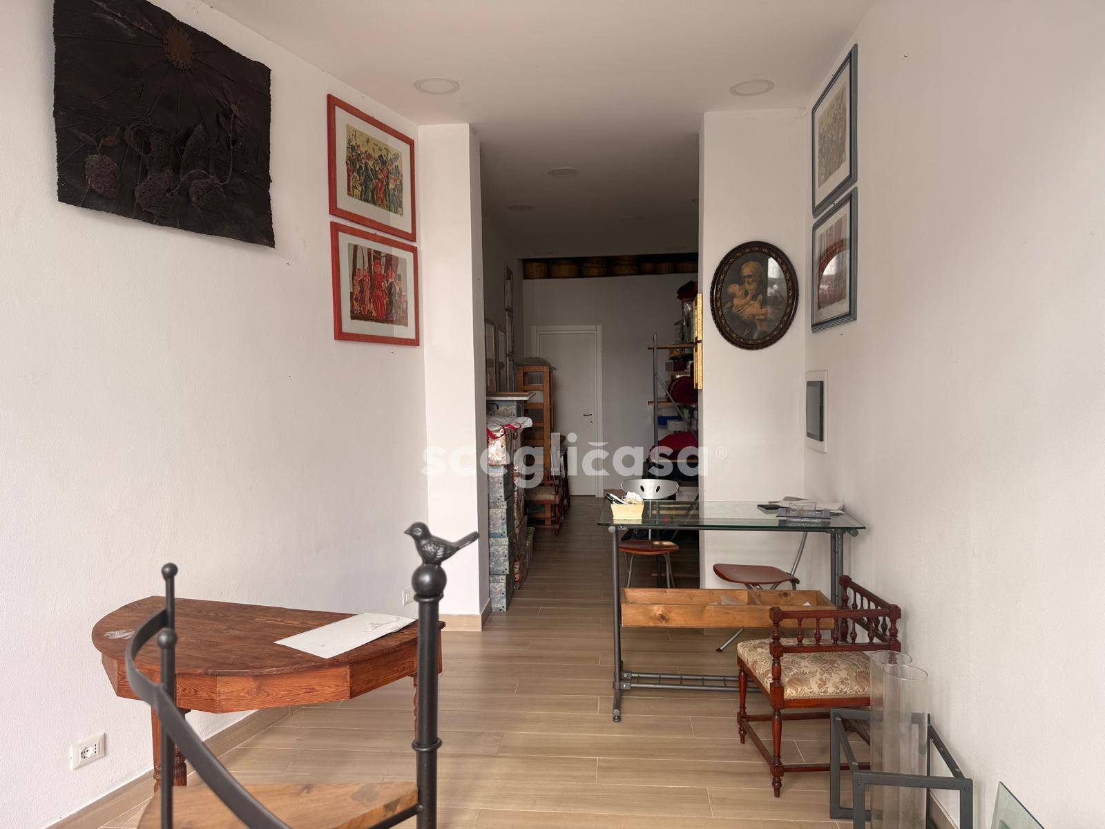 Locale commerciale in affitto a Palermo