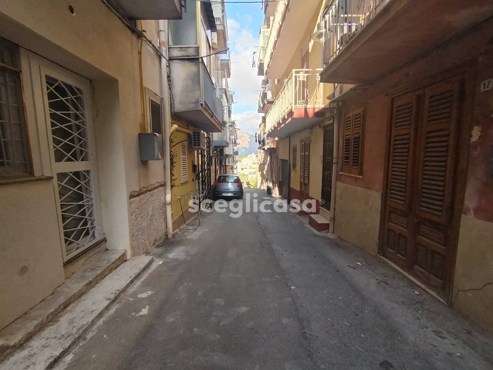 Box o garage in vendita a Carini, Villagrazia di Carini