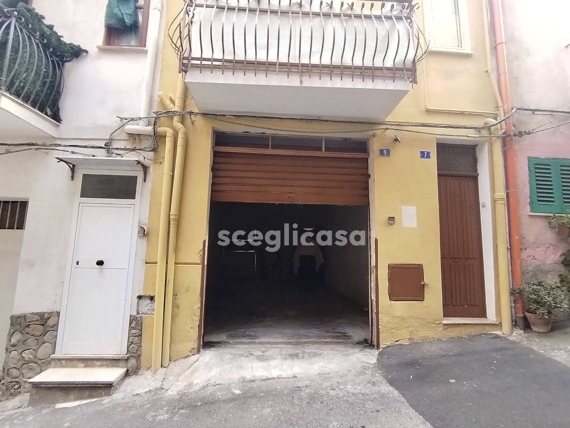 Box o garage in vendita a Carini, Villagrazia di Carini