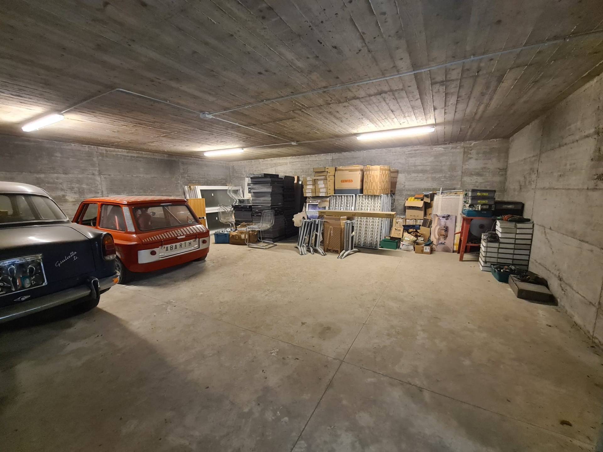 Box/Garage 51mq in vendita a Brandizzo