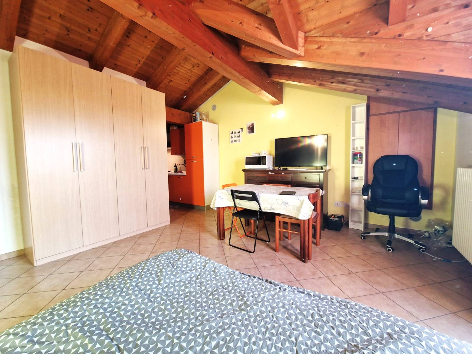 Monolocale in affitto a Lein, Lein