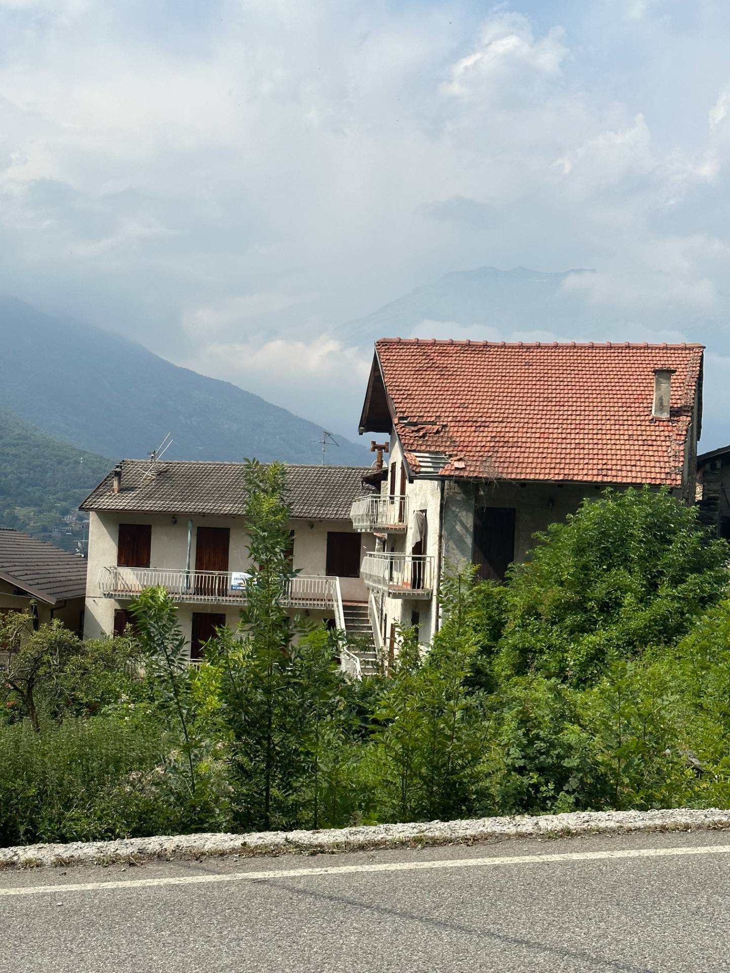 Palazzina in vendita a Gravere