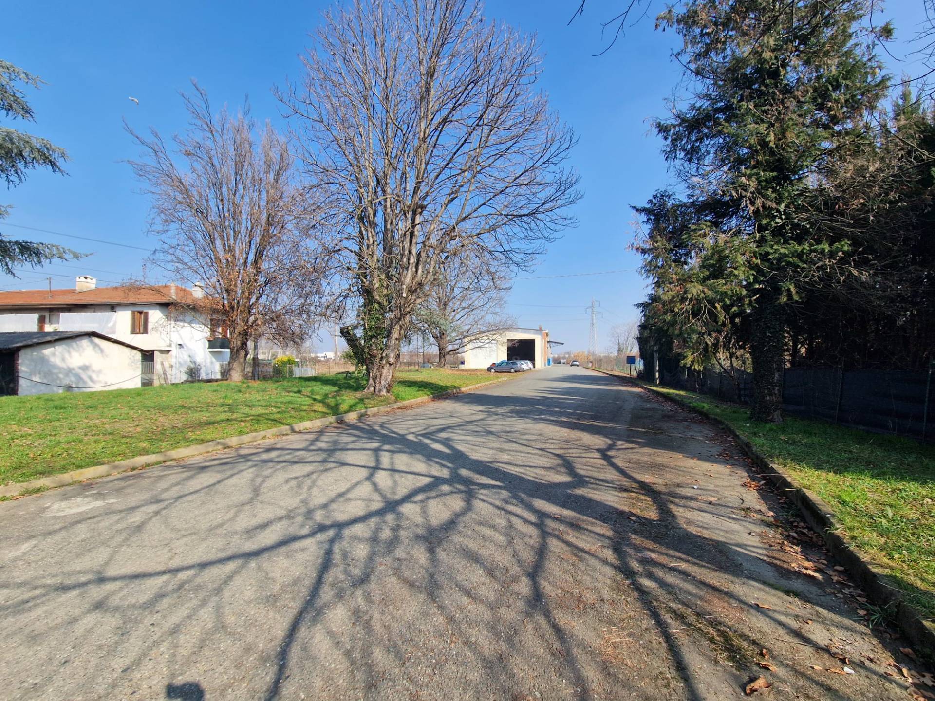 Capannone in vendita a Mappano