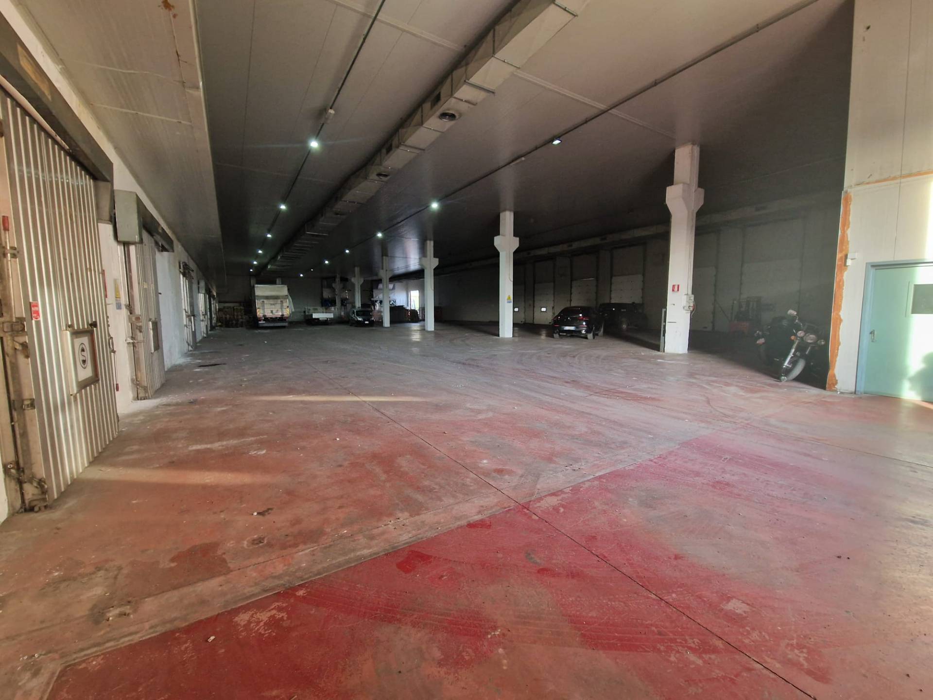 Capannone in affitto a Lein, Lein