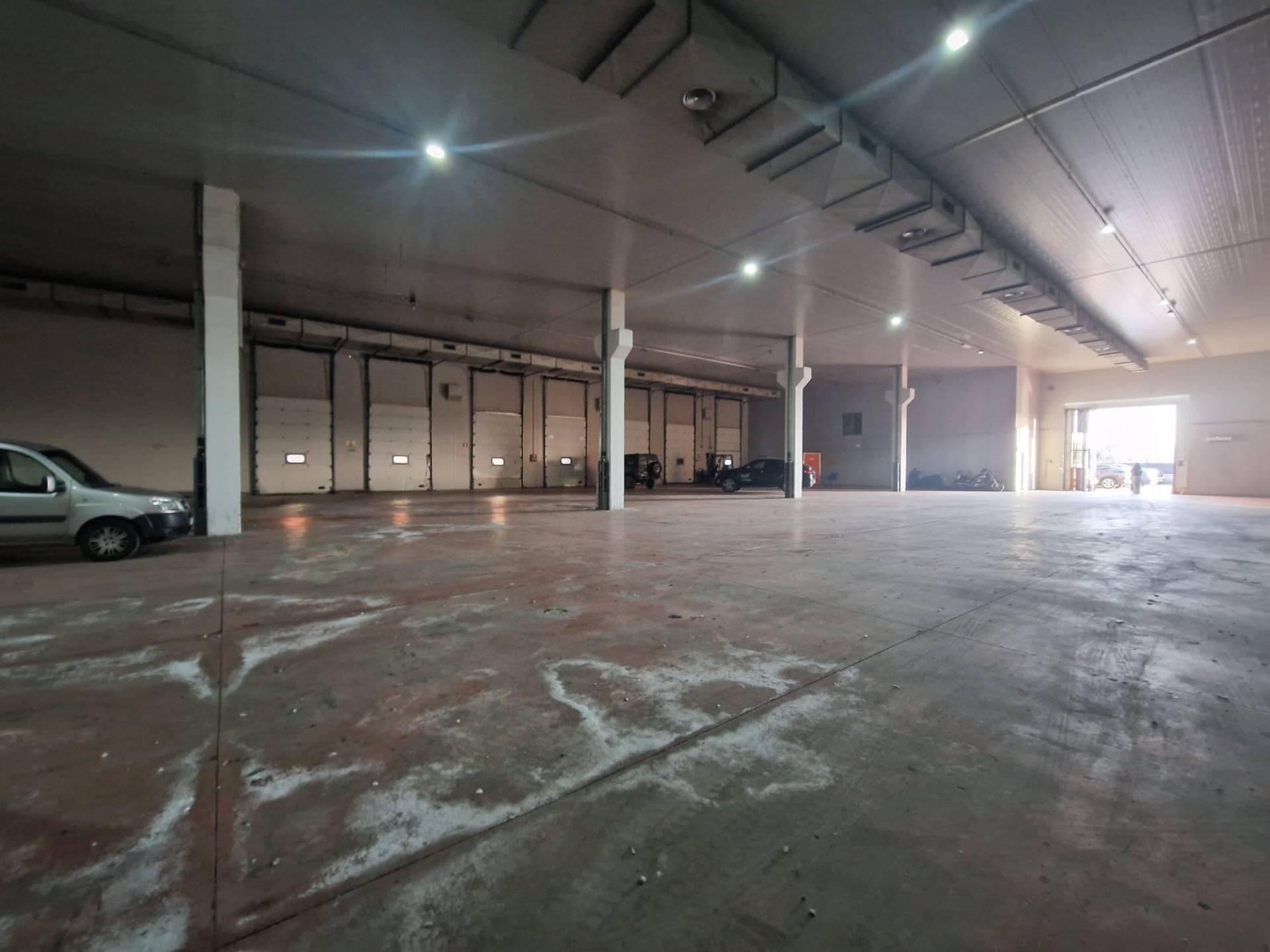 Capannone in affitto a Lein, Lein