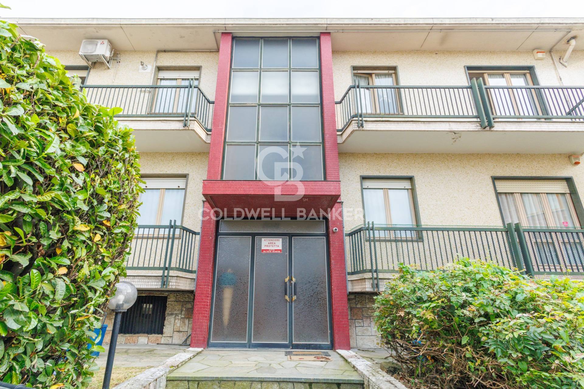 Stabile / Palazzo in vendita a Beinasco