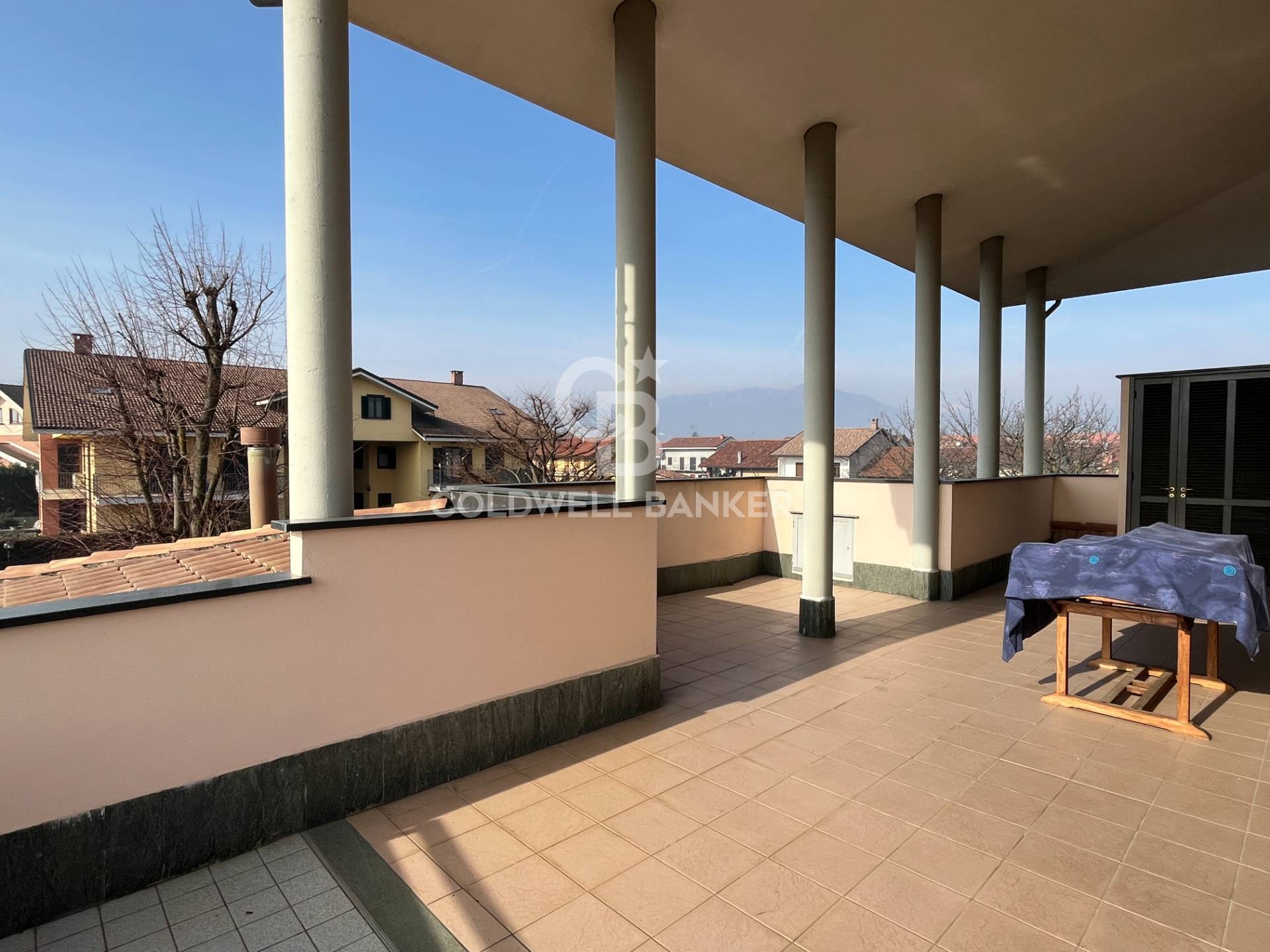 Attico in affitto a Piscina, Baudi