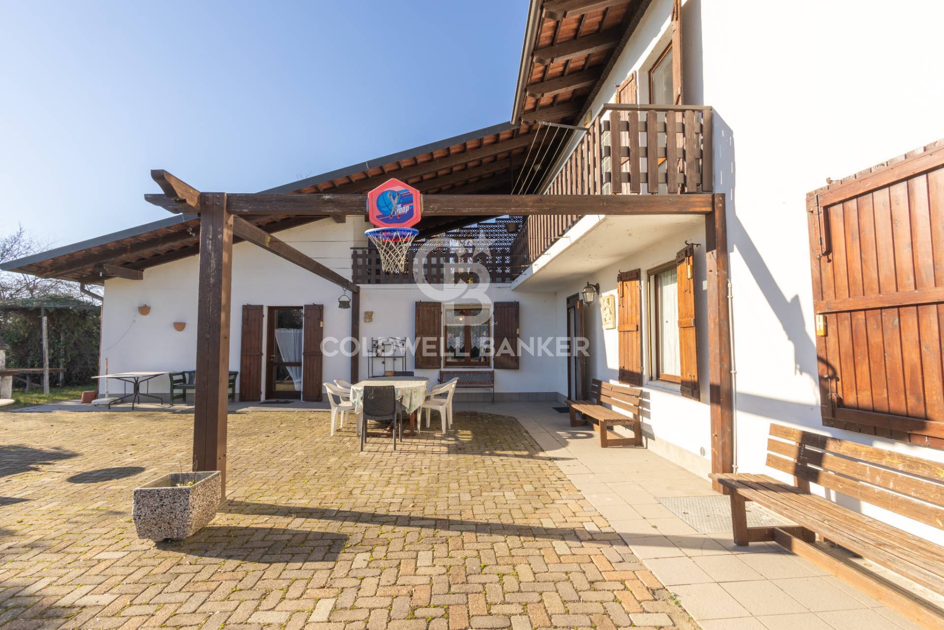 Casa indipendente in vendita a Rivarolo Canavese