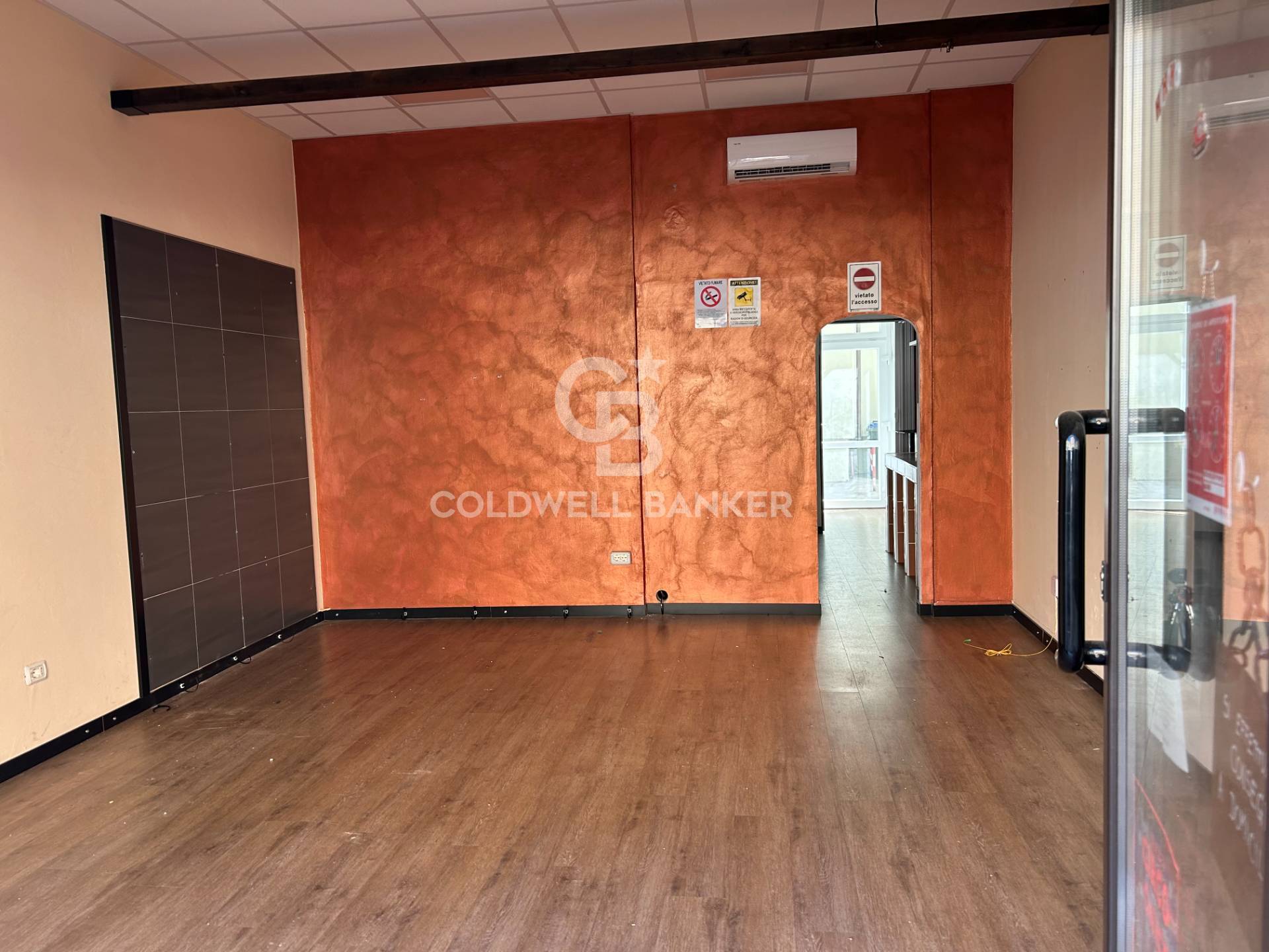 Locale commerciale in affitto a Torino