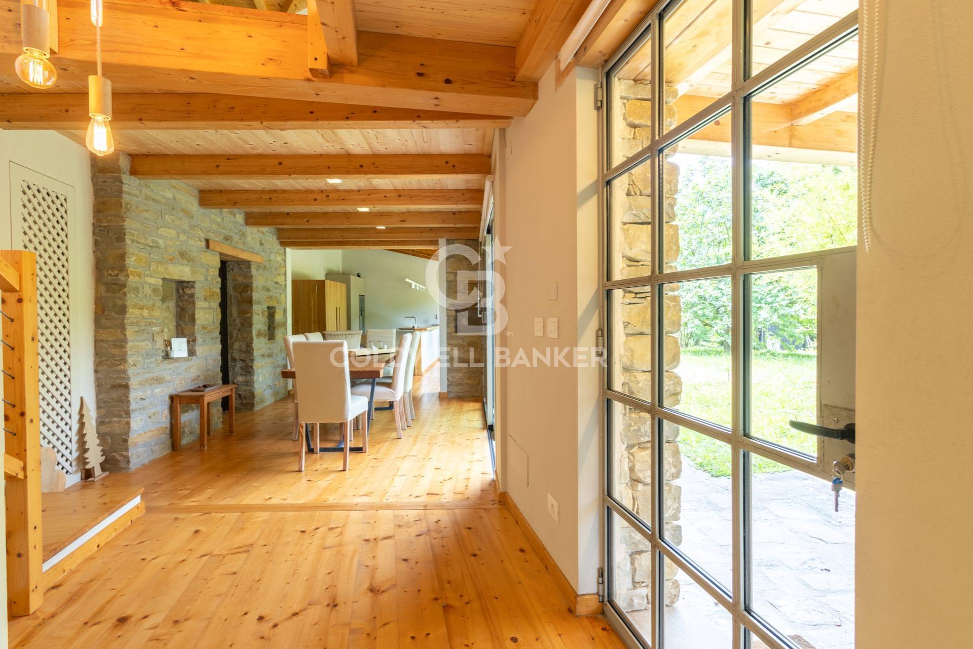 Casa indipendente in vendita a Cortemilia