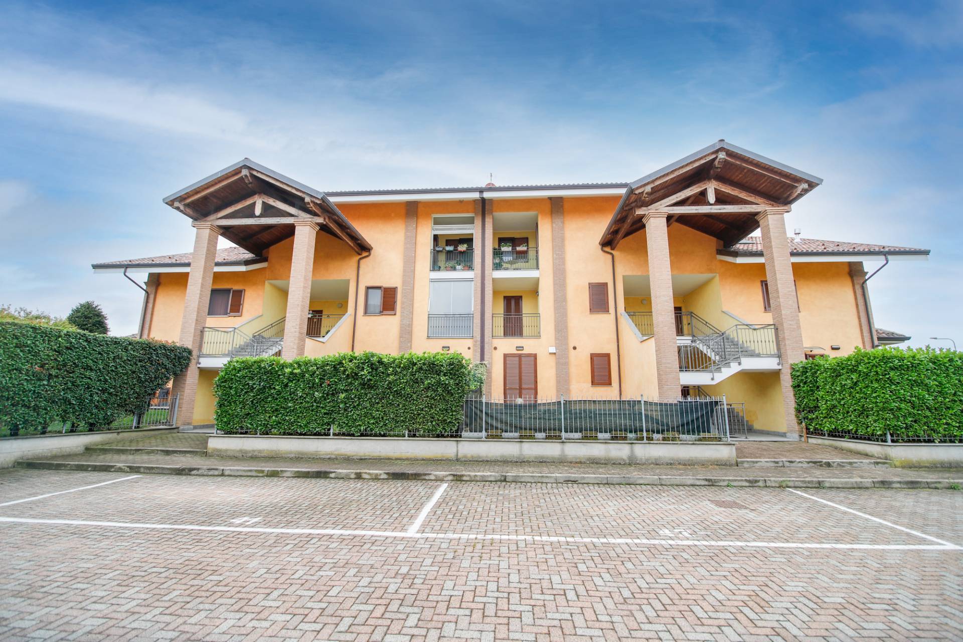 5 locali in vendita a San Benigno Canavese