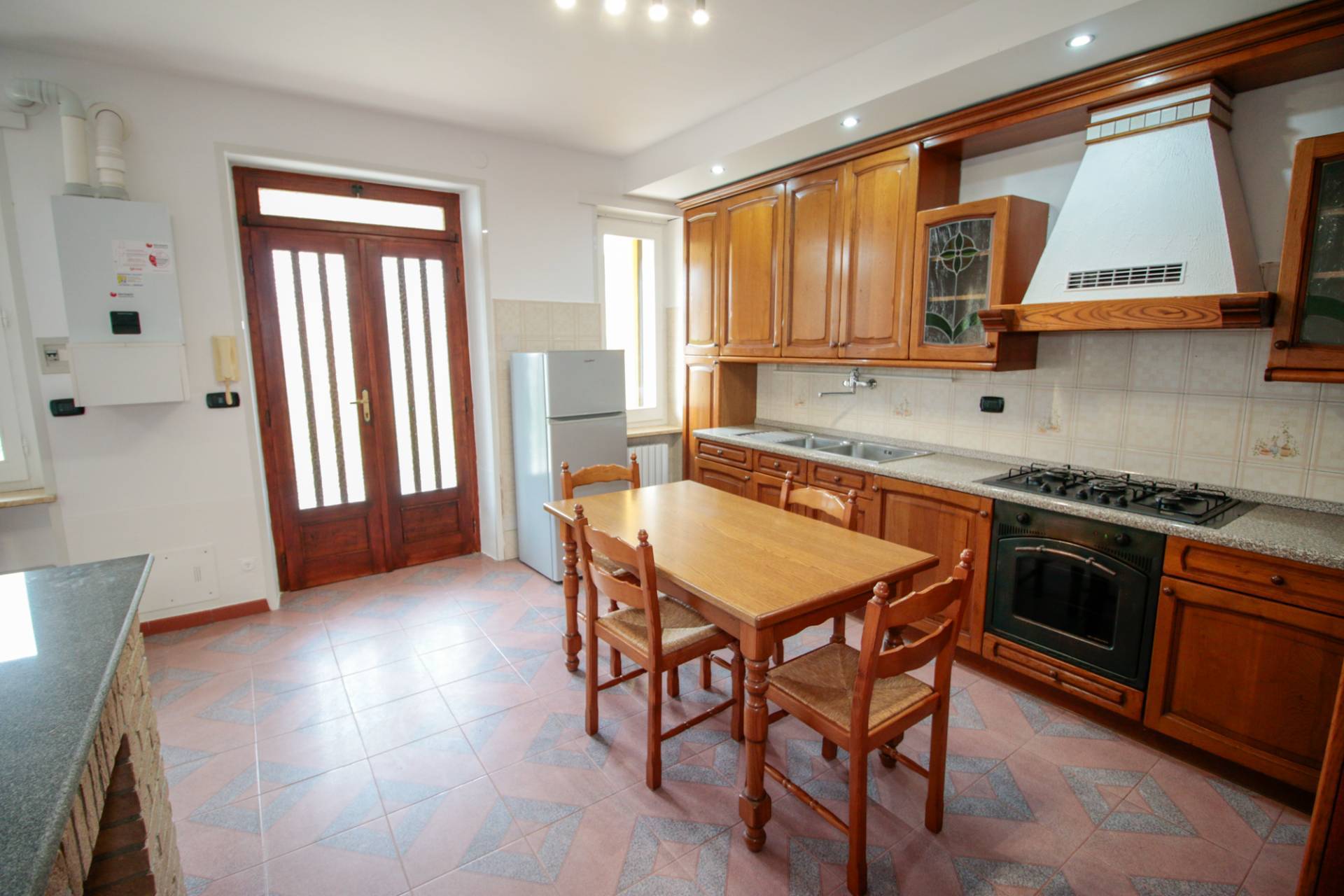 appartamento con giardino in affitto a Bosconero