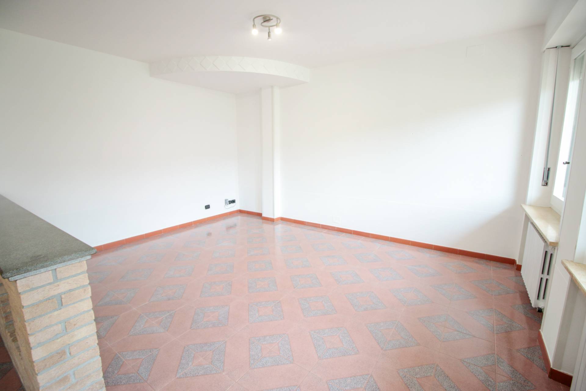 appartamento con giardino in affitto a Bosconero