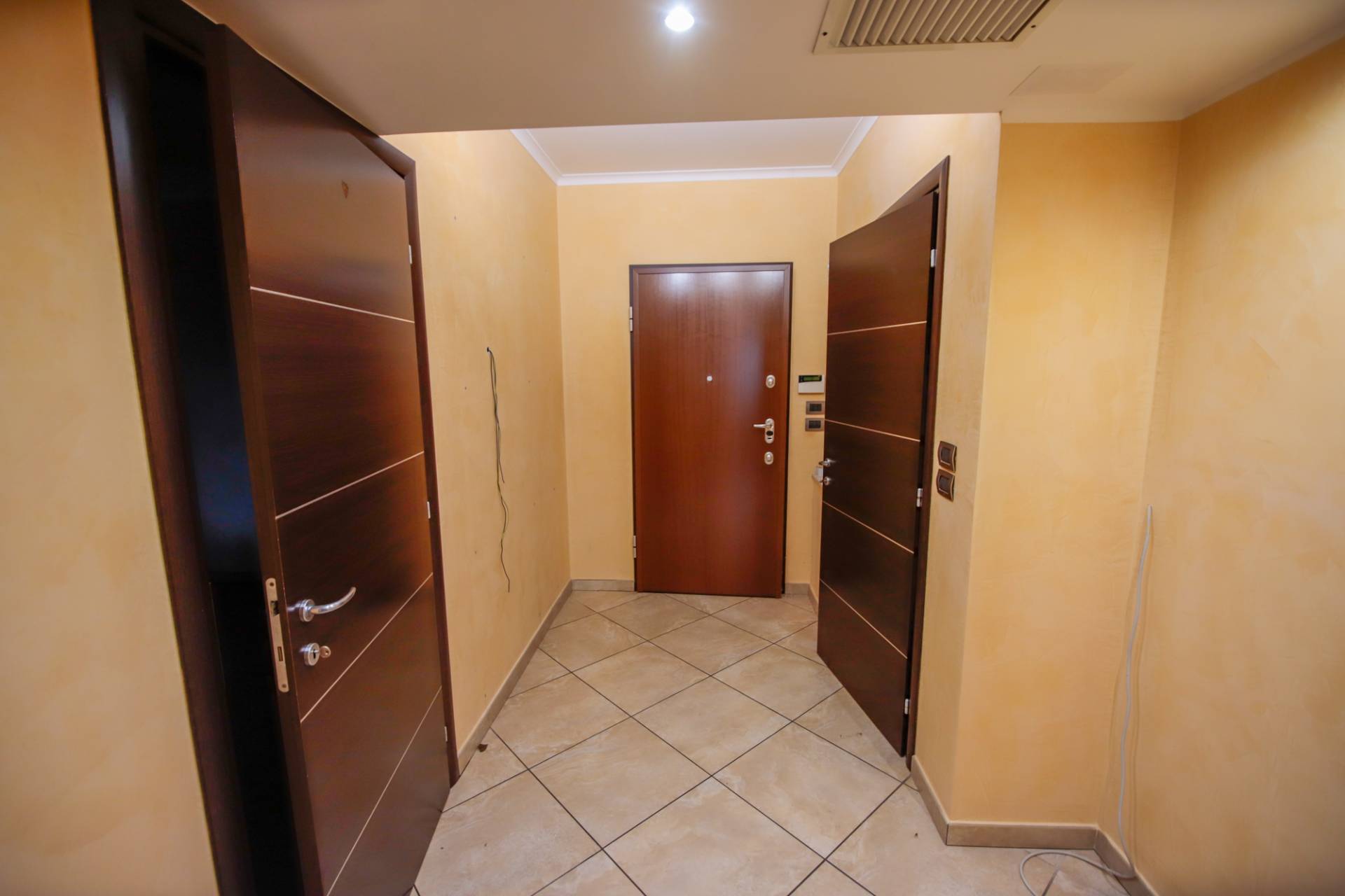 appartamento con giardino in vendita a Volpiano