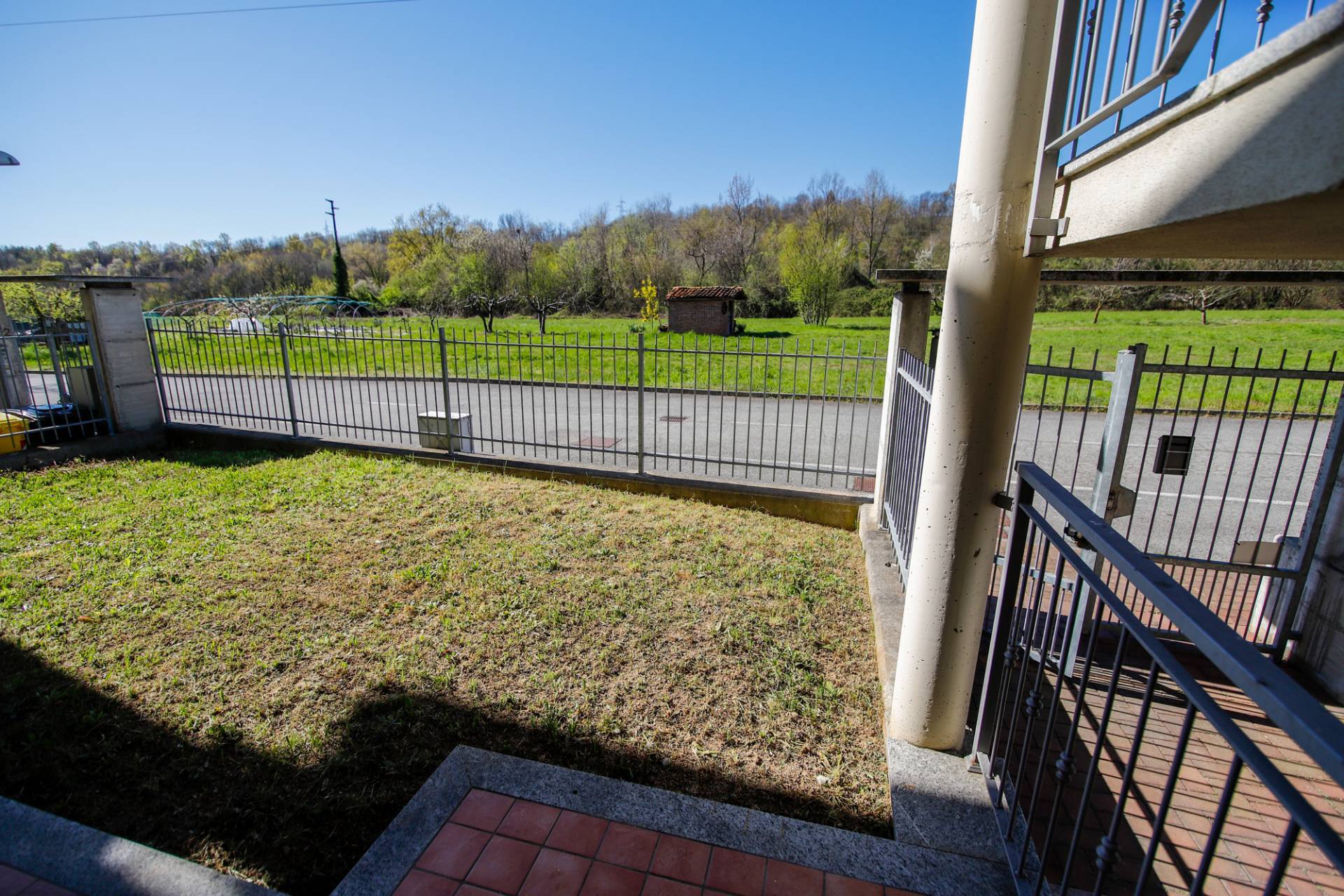 appartamento con giardino in vendita a Rivara