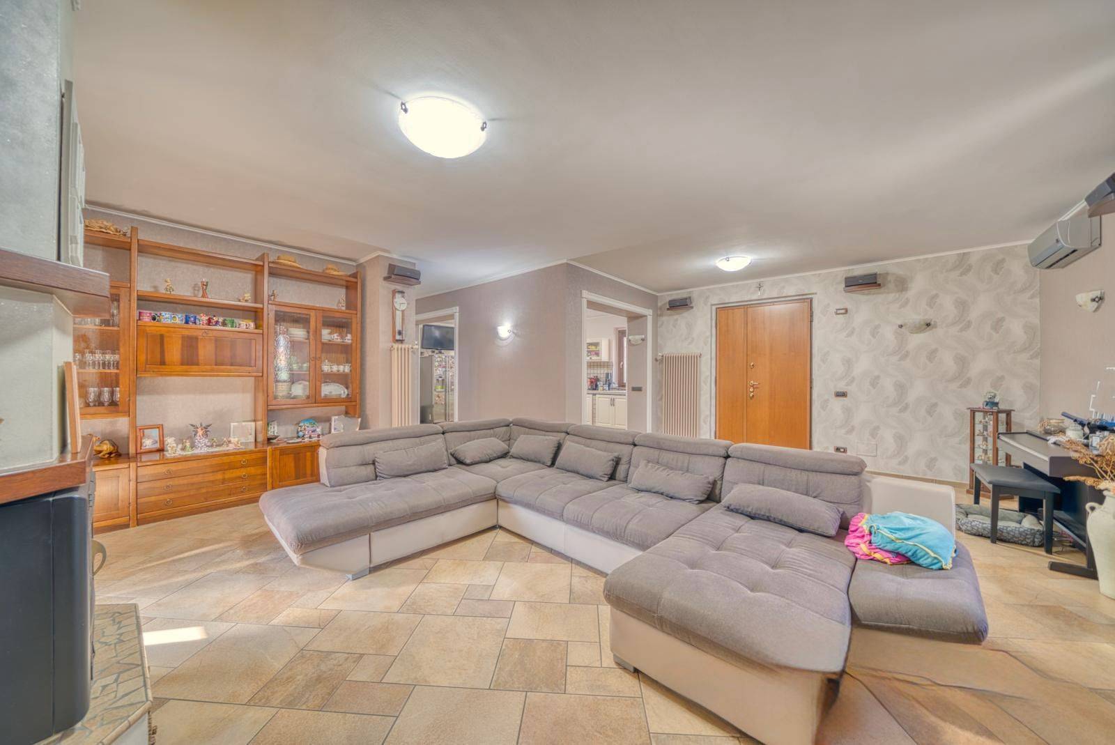 Casa indipendente in vendita a Rivarossa