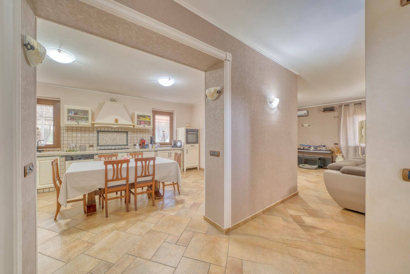 Casa indipendente in vendita a Rivarossa