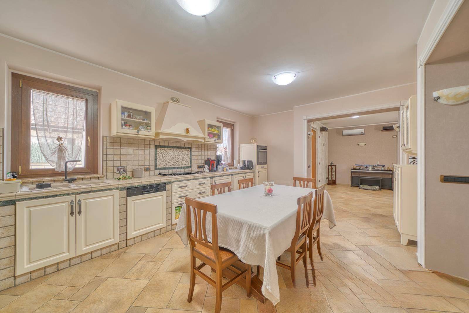 Casa indipendente in vendita a Rivarossa