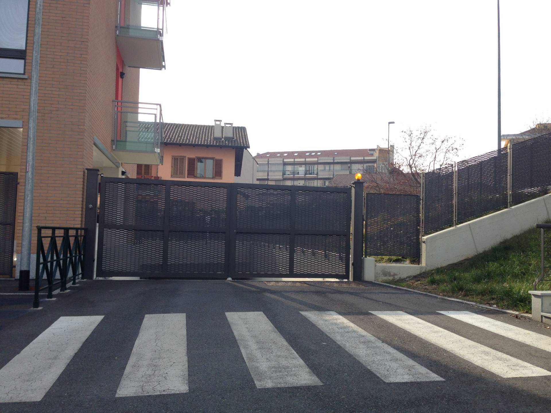 Box o garage in vendita a Grugliasco