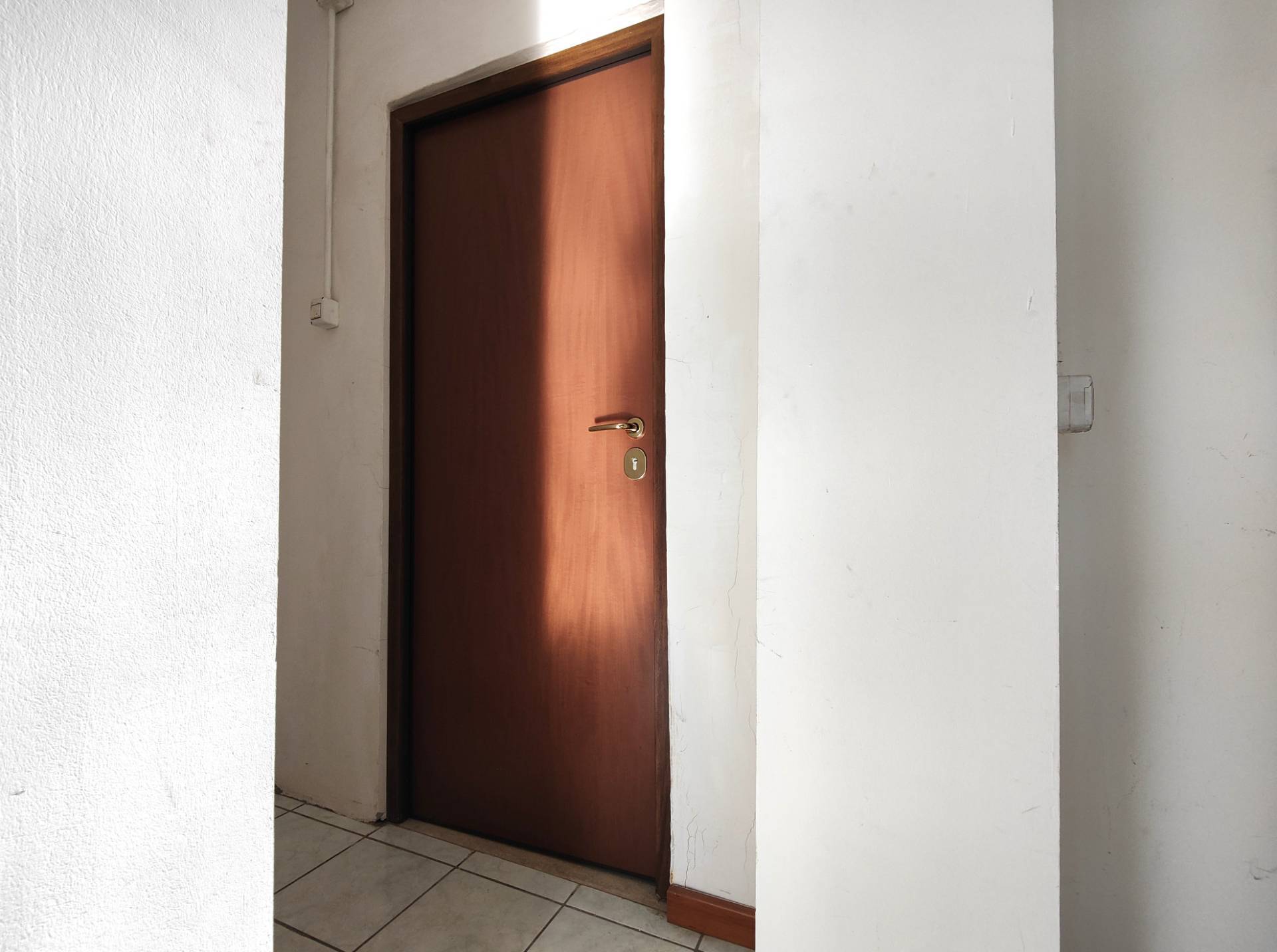 Locale commerciale in affitto a Collegno