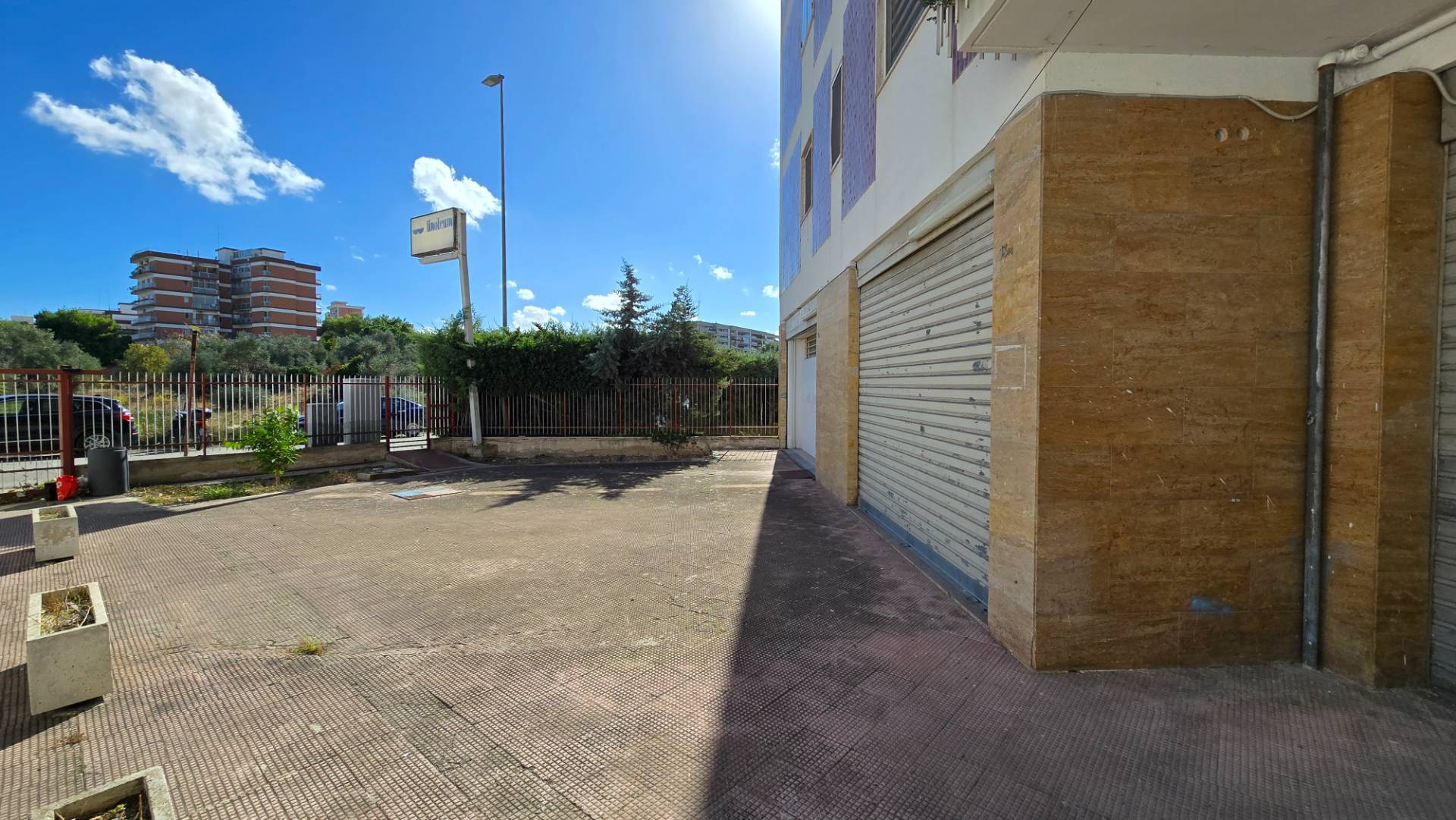 Deposito in vendita a Bari, S. Pasquale