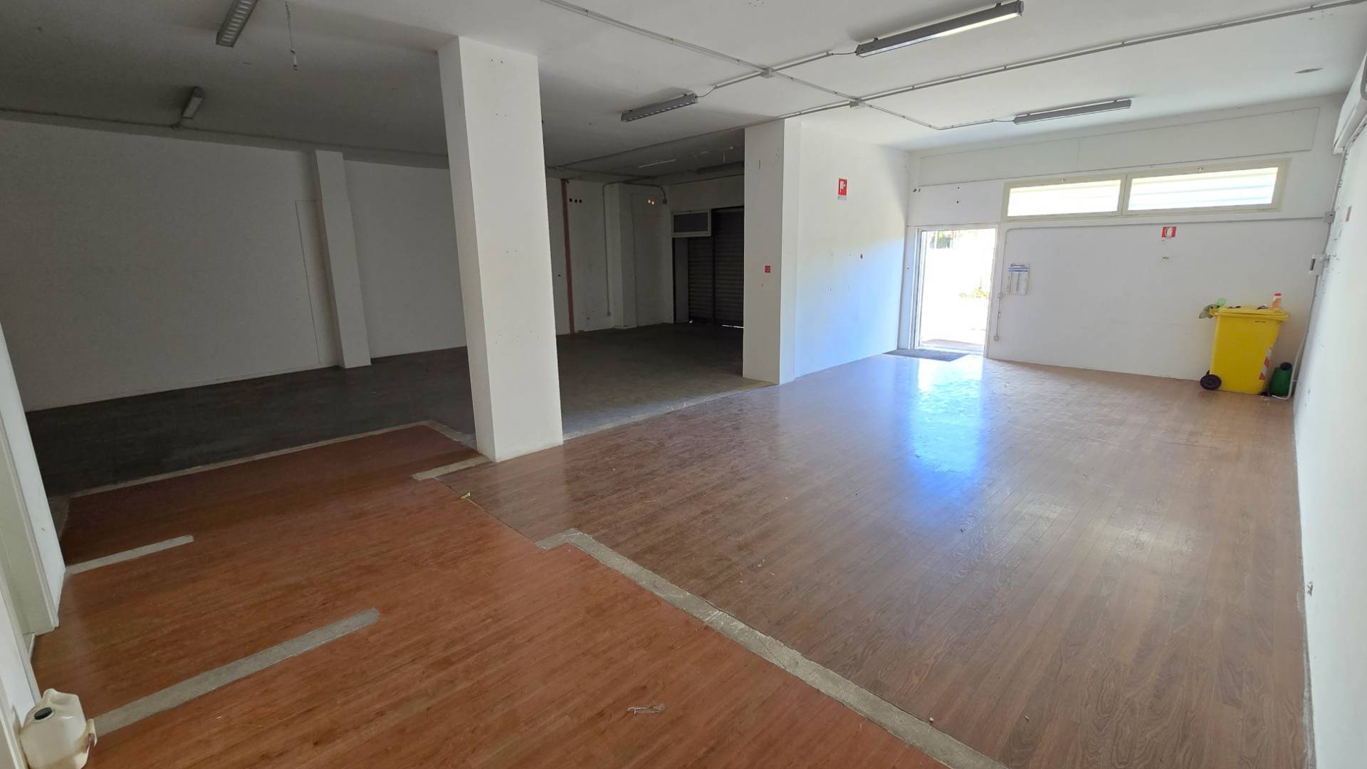 Deposito in vendita a Bari, S. Pasquale