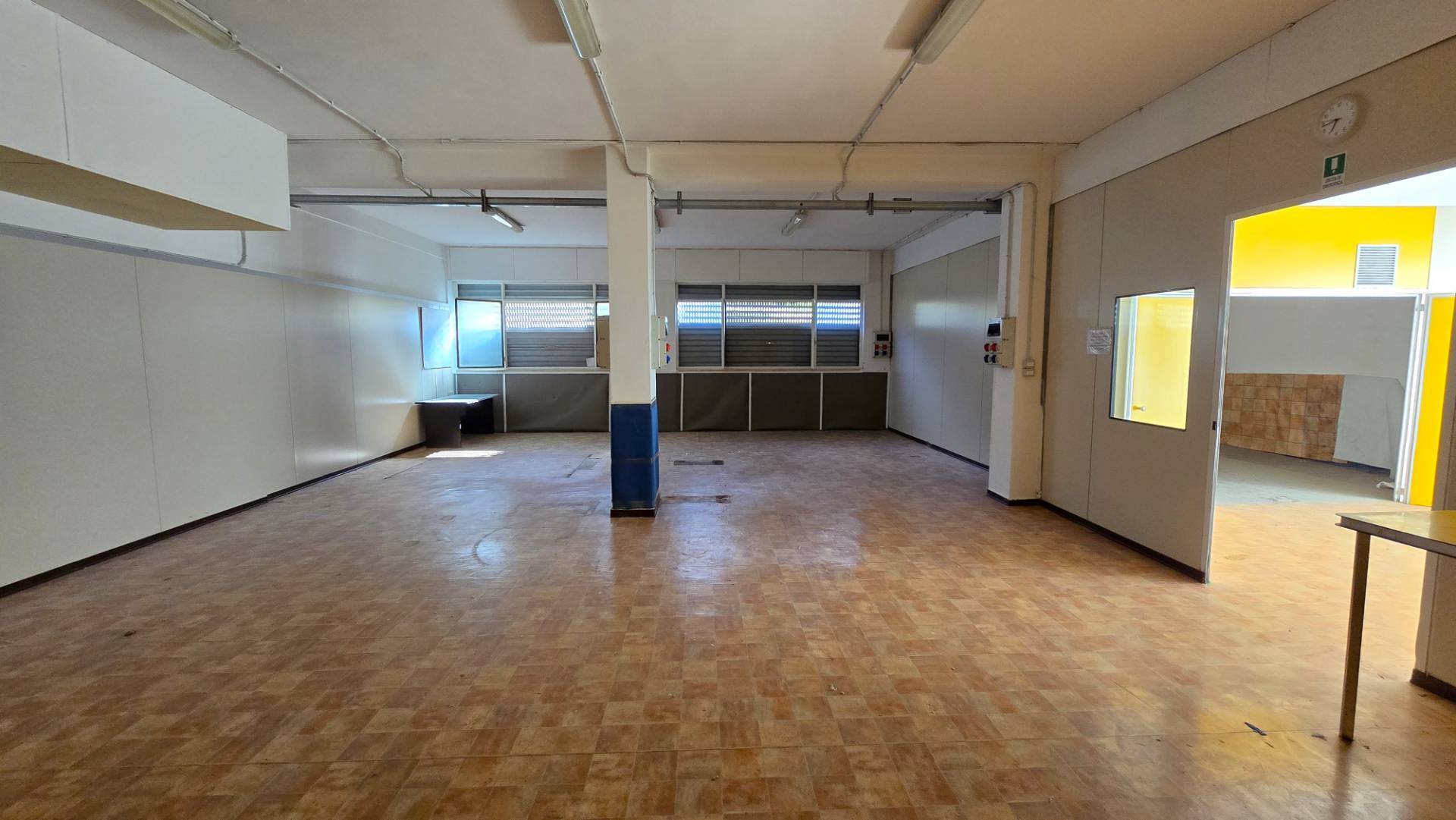 Deposito in vendita a Bari, S. Pasquale