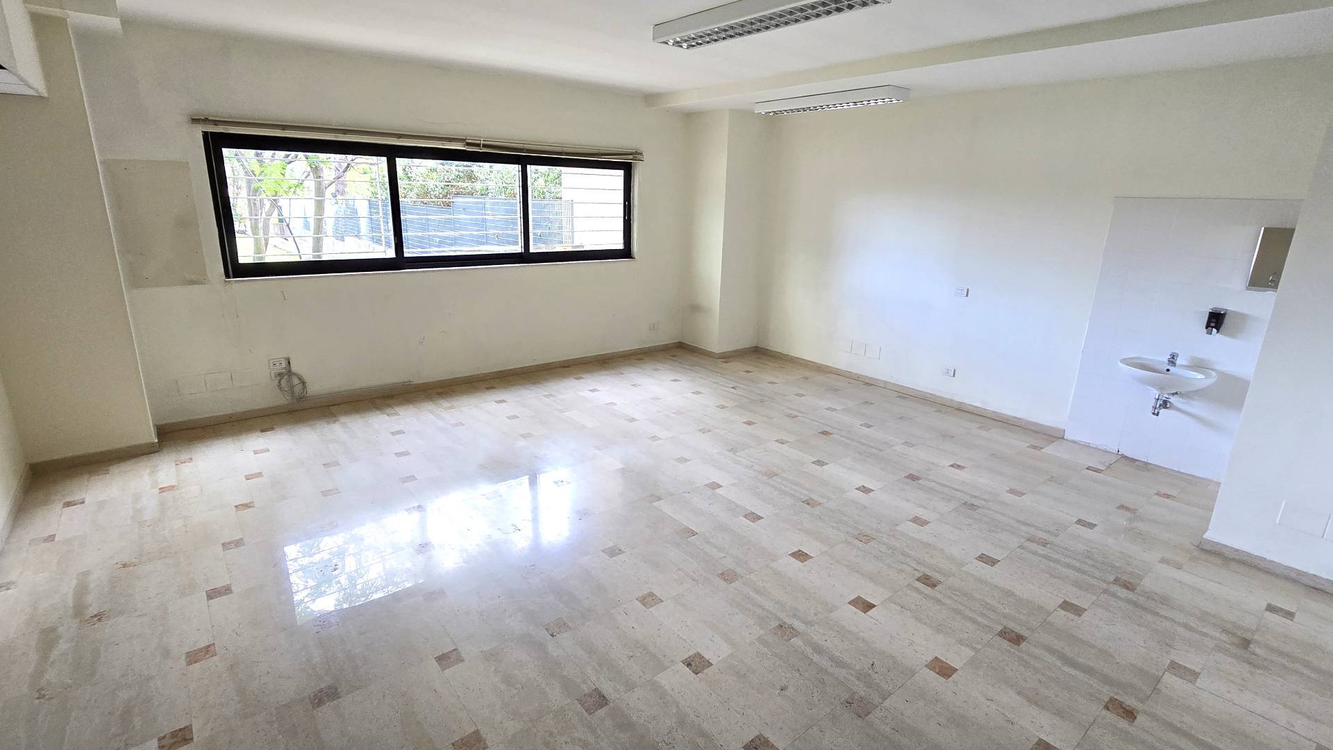 Studio/Ufficio in affitto a Bari, Poggiofranco