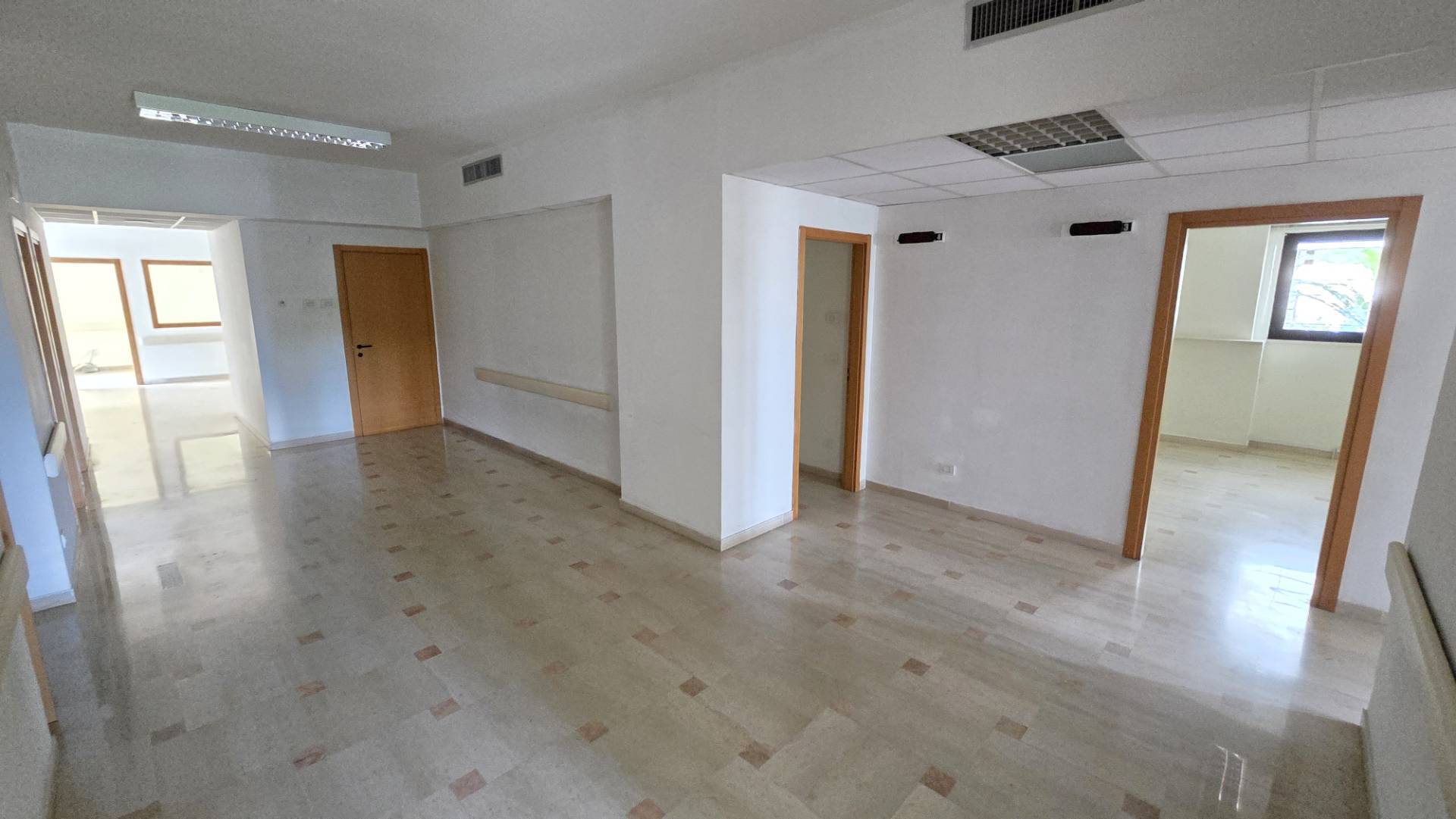 Studio/Ufficio in affitto a Bari, Poggiofranco